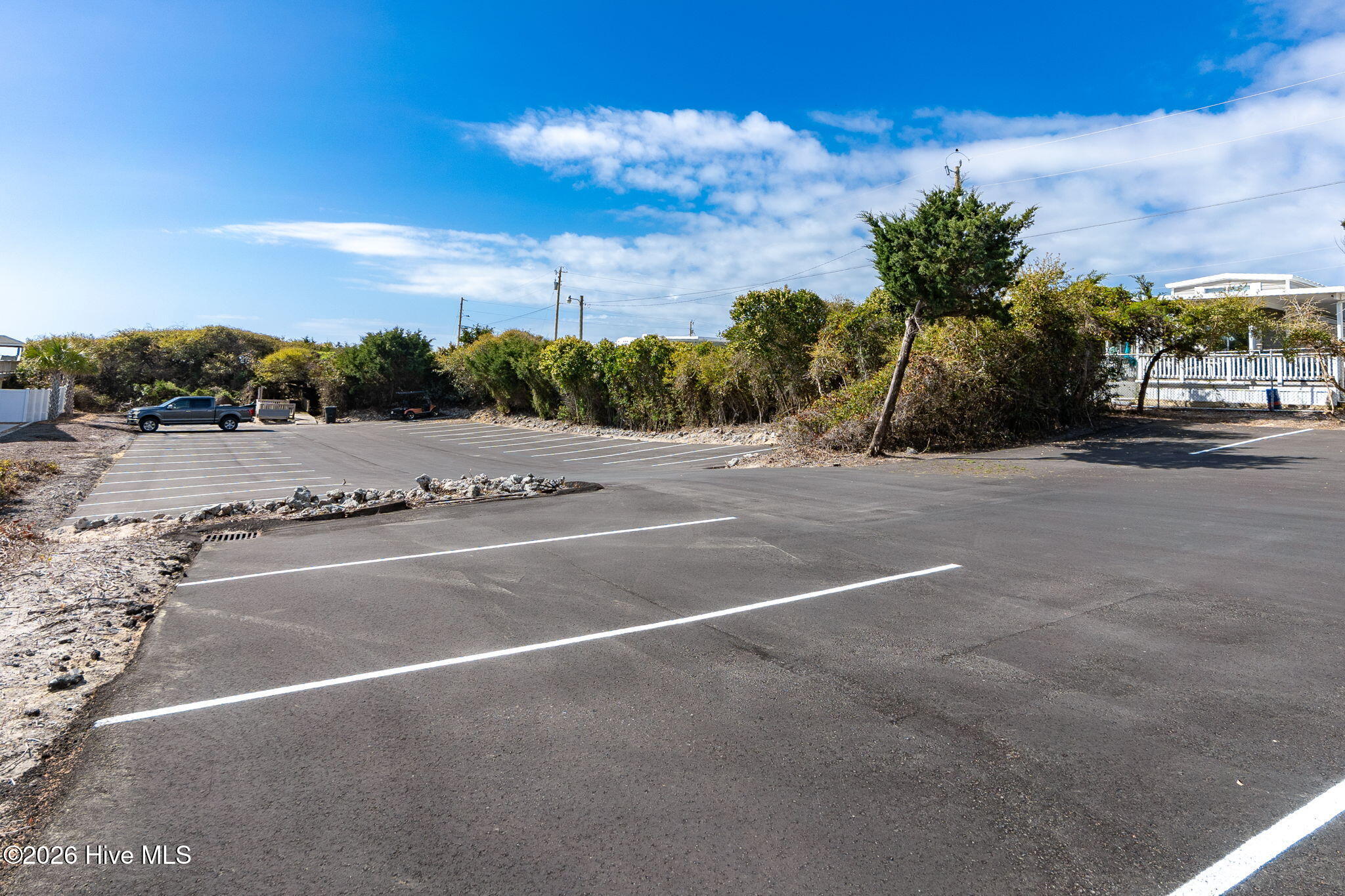 100566494 | Photo 40