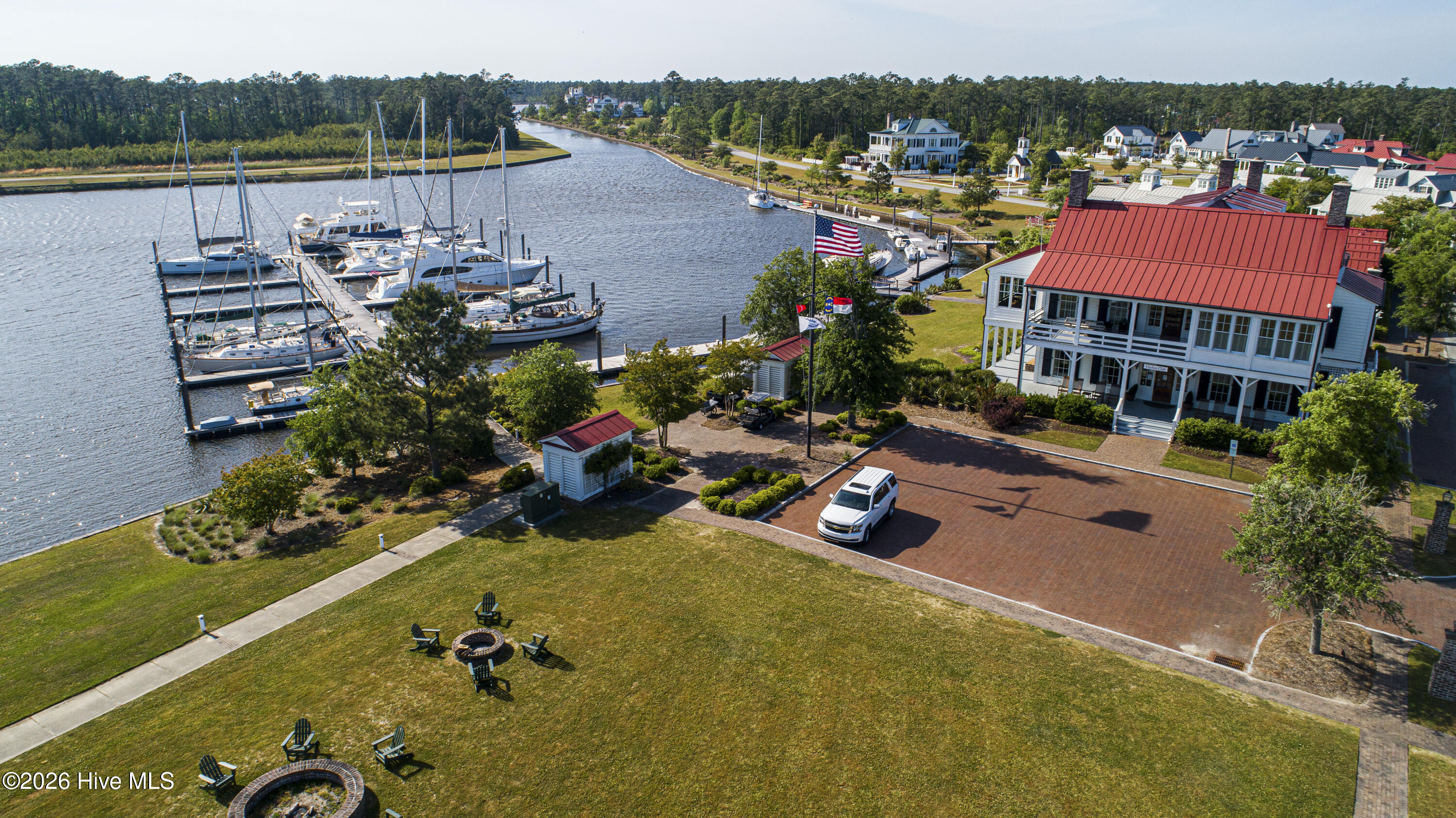 363 74 Ballast Point,Oriental