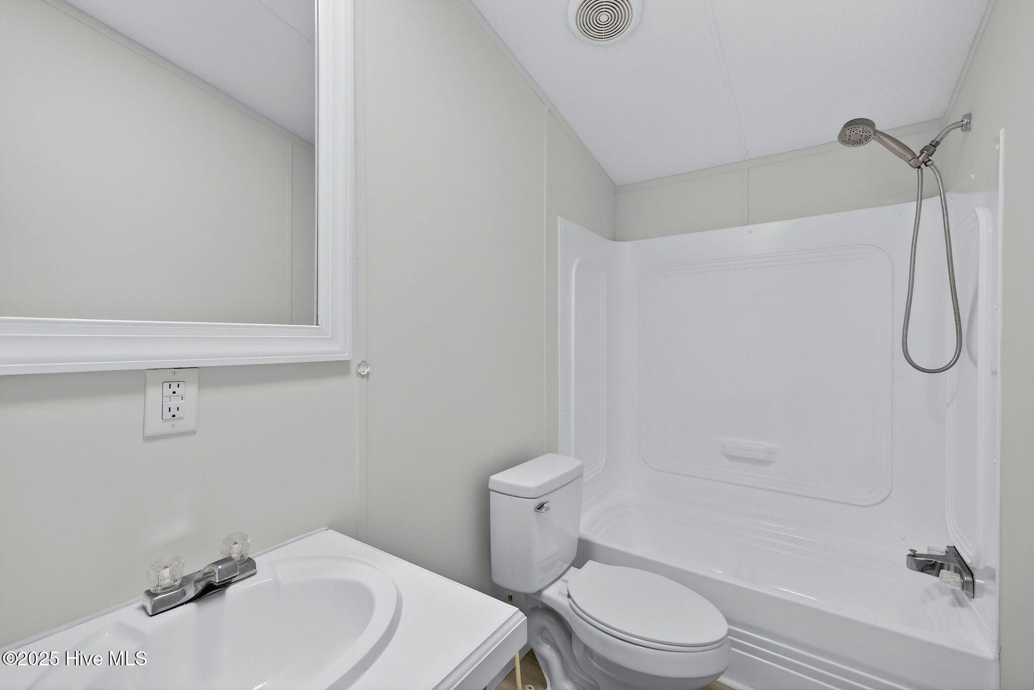 100543471 | Photo 27