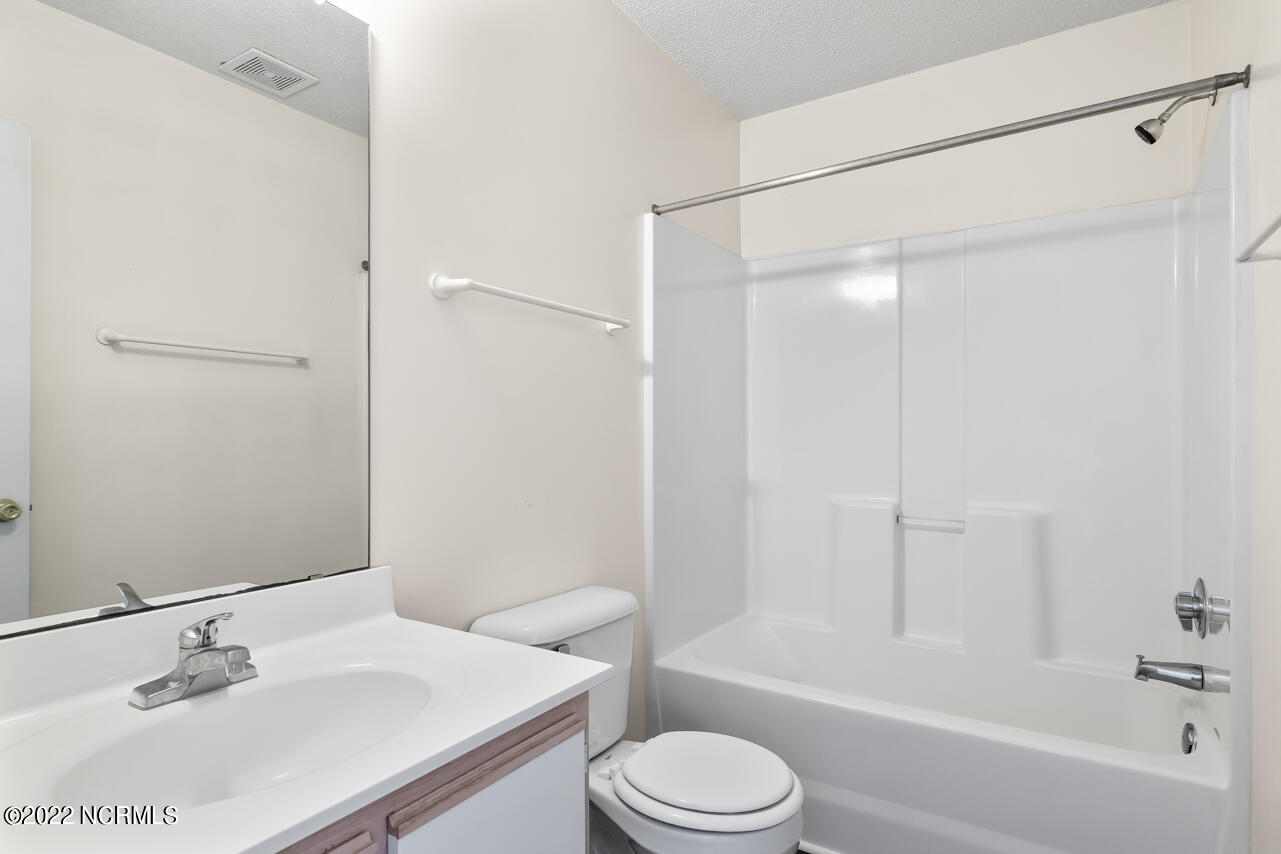 100553769 | Photo 20