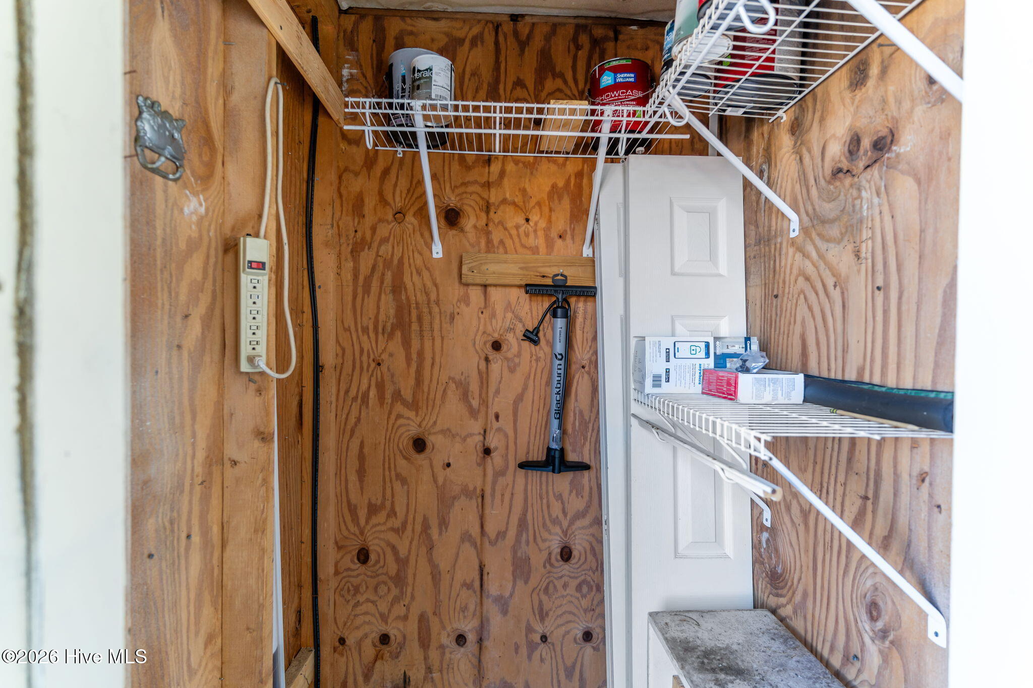 100550399 | Photo 38