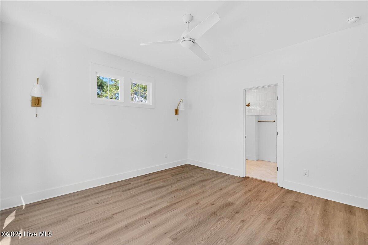 100489507 | Photo 52