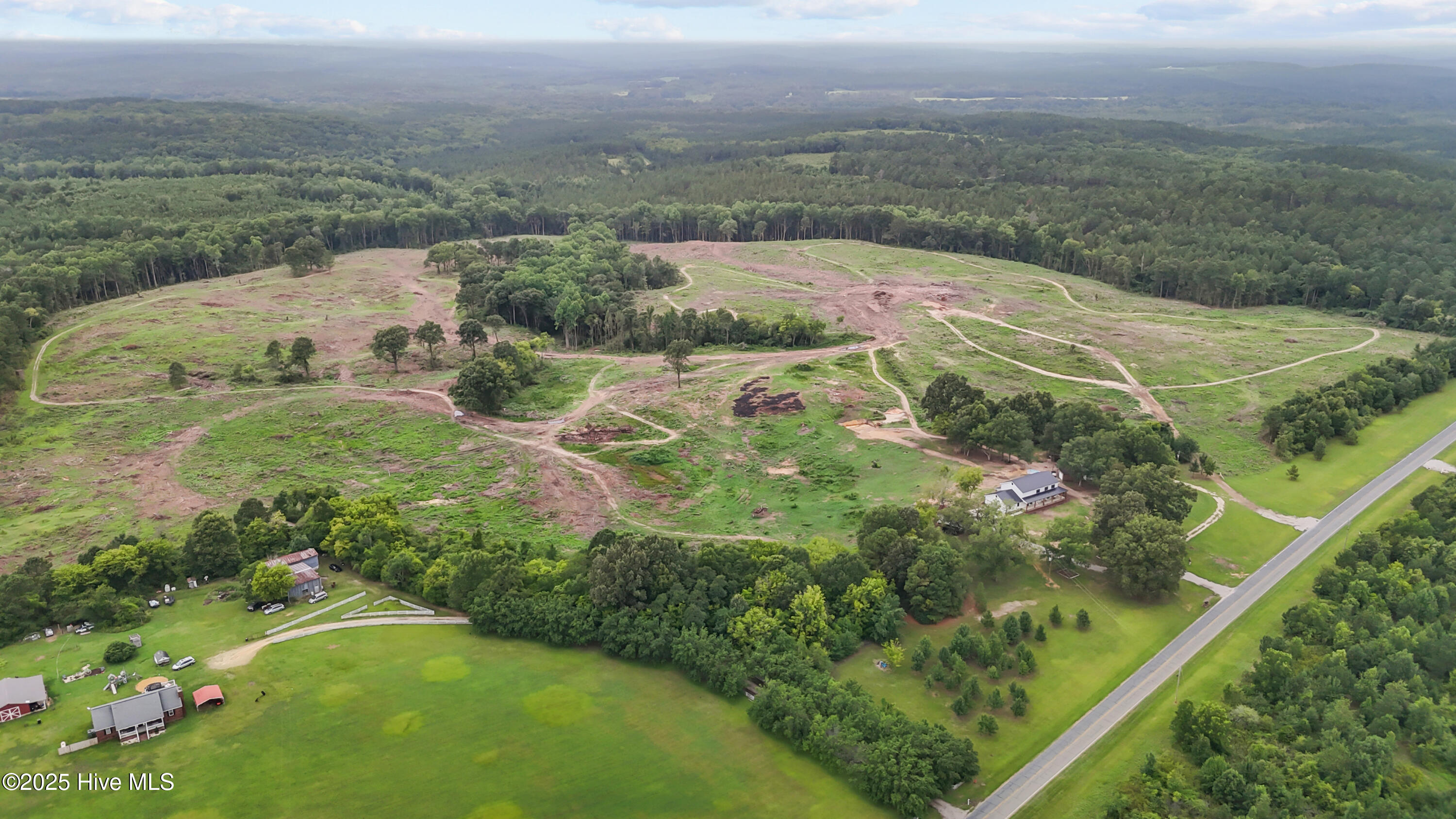 2-dji_fly_20250710_101426_0387_175217968