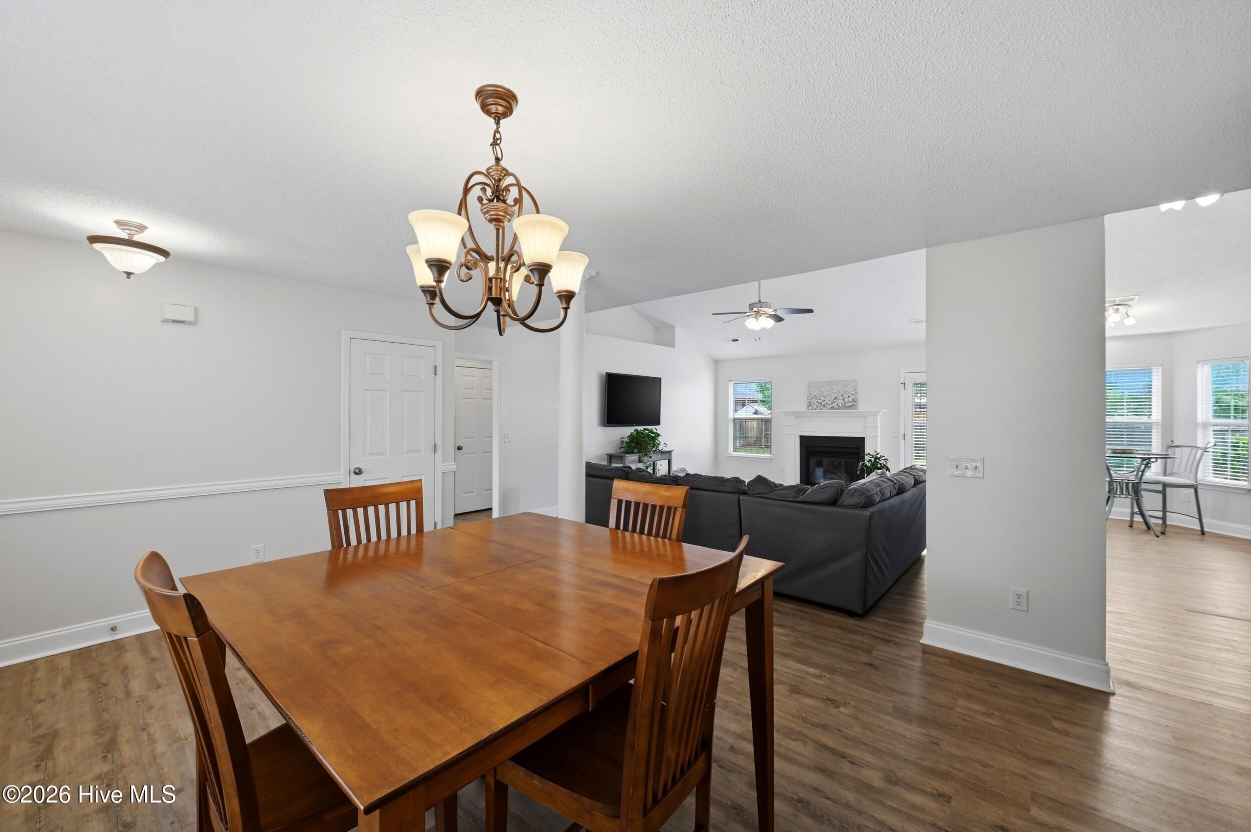 100565195 | Photo 10