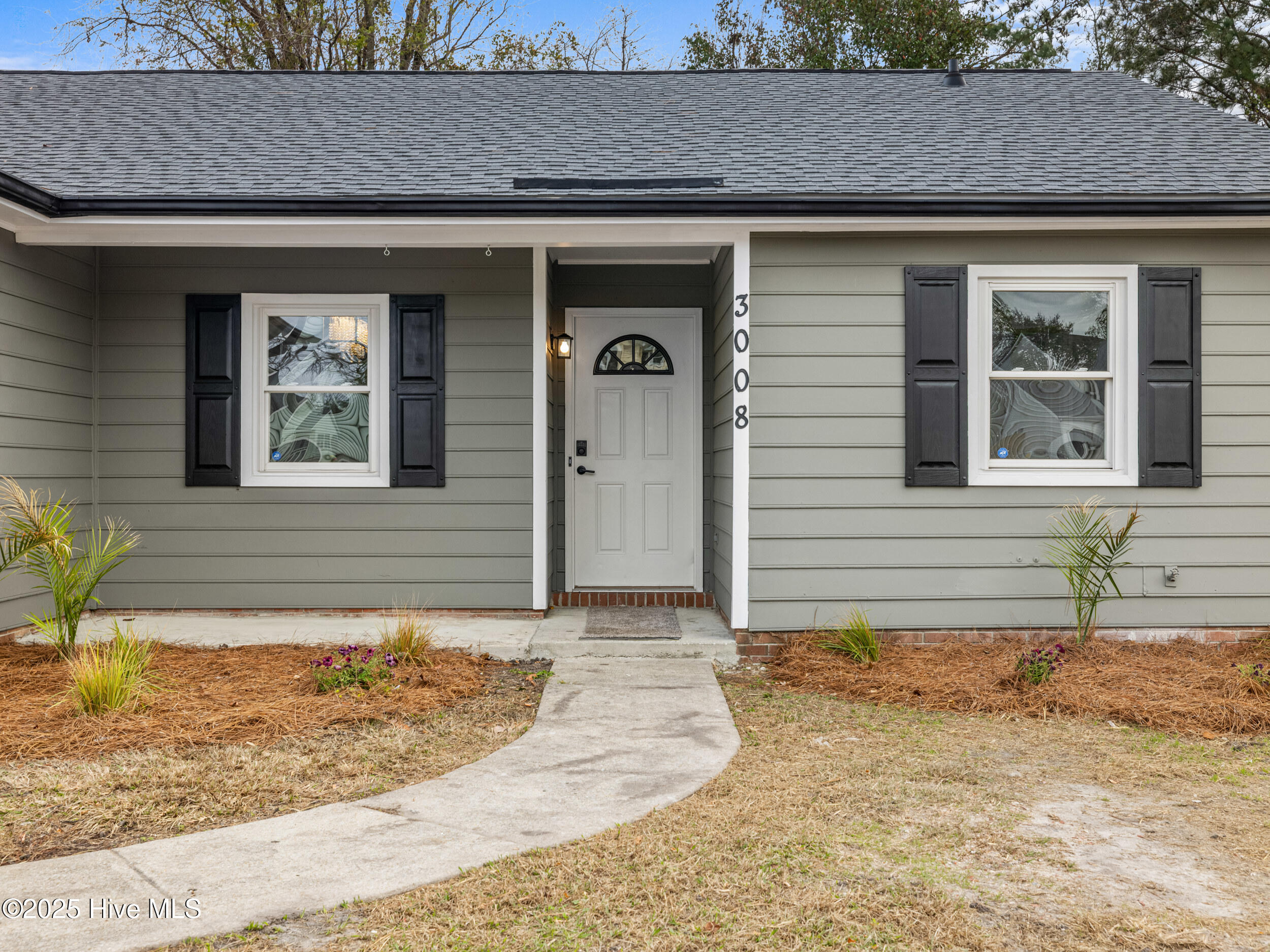 Homes for sale in Jacksonville, NC | 3008 Foxhorn Rd, Jacksonville, NC 28546 | MLS# 100543913