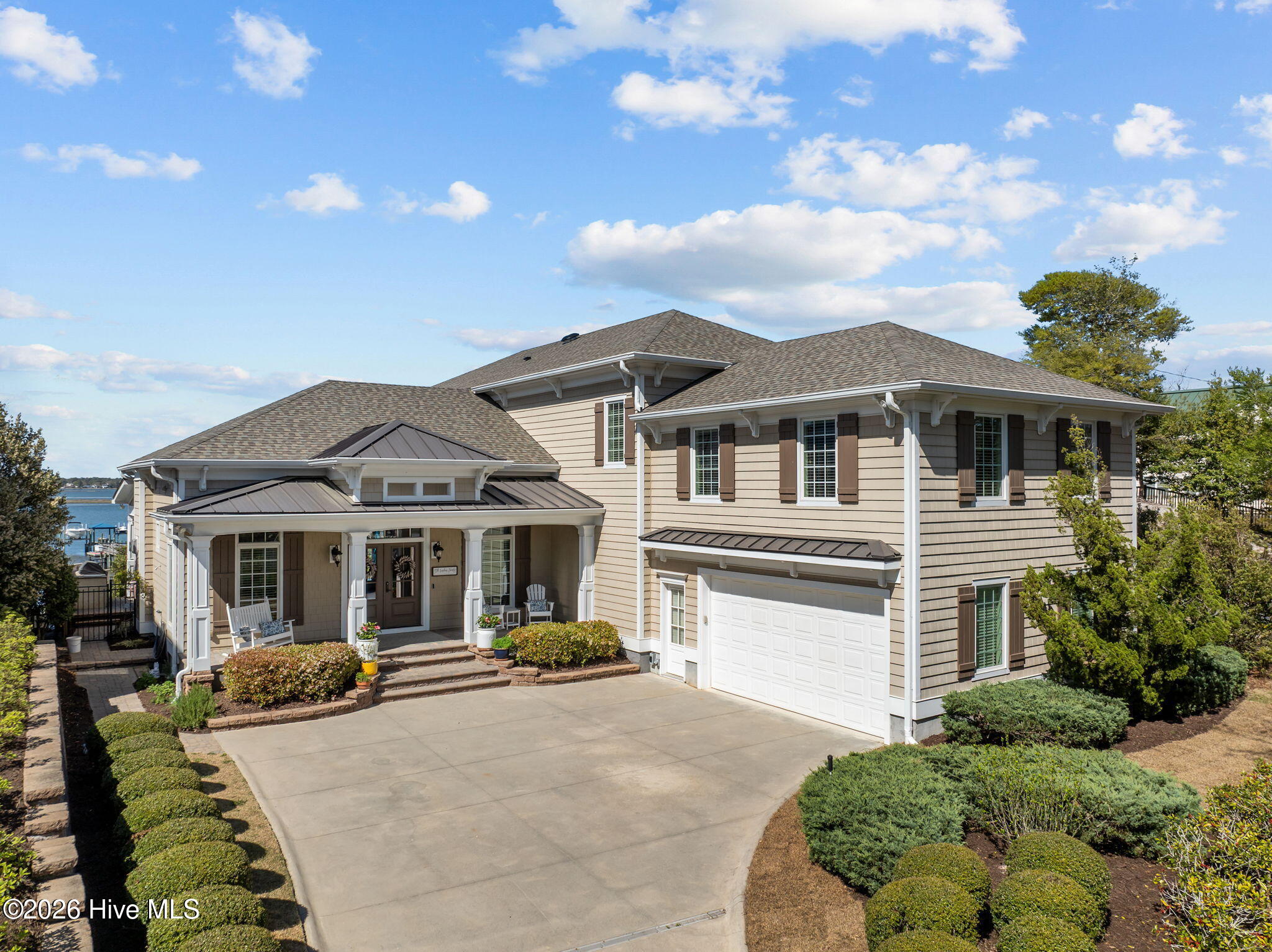 100564617 | Photo 52