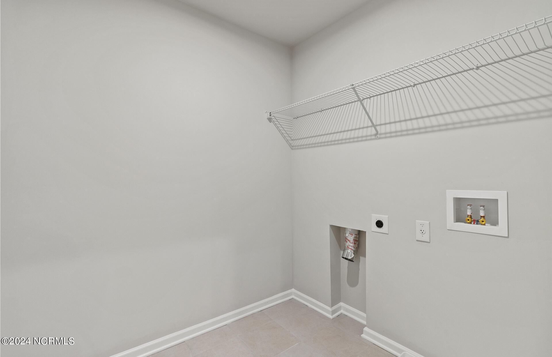 100544151 | Photo 14