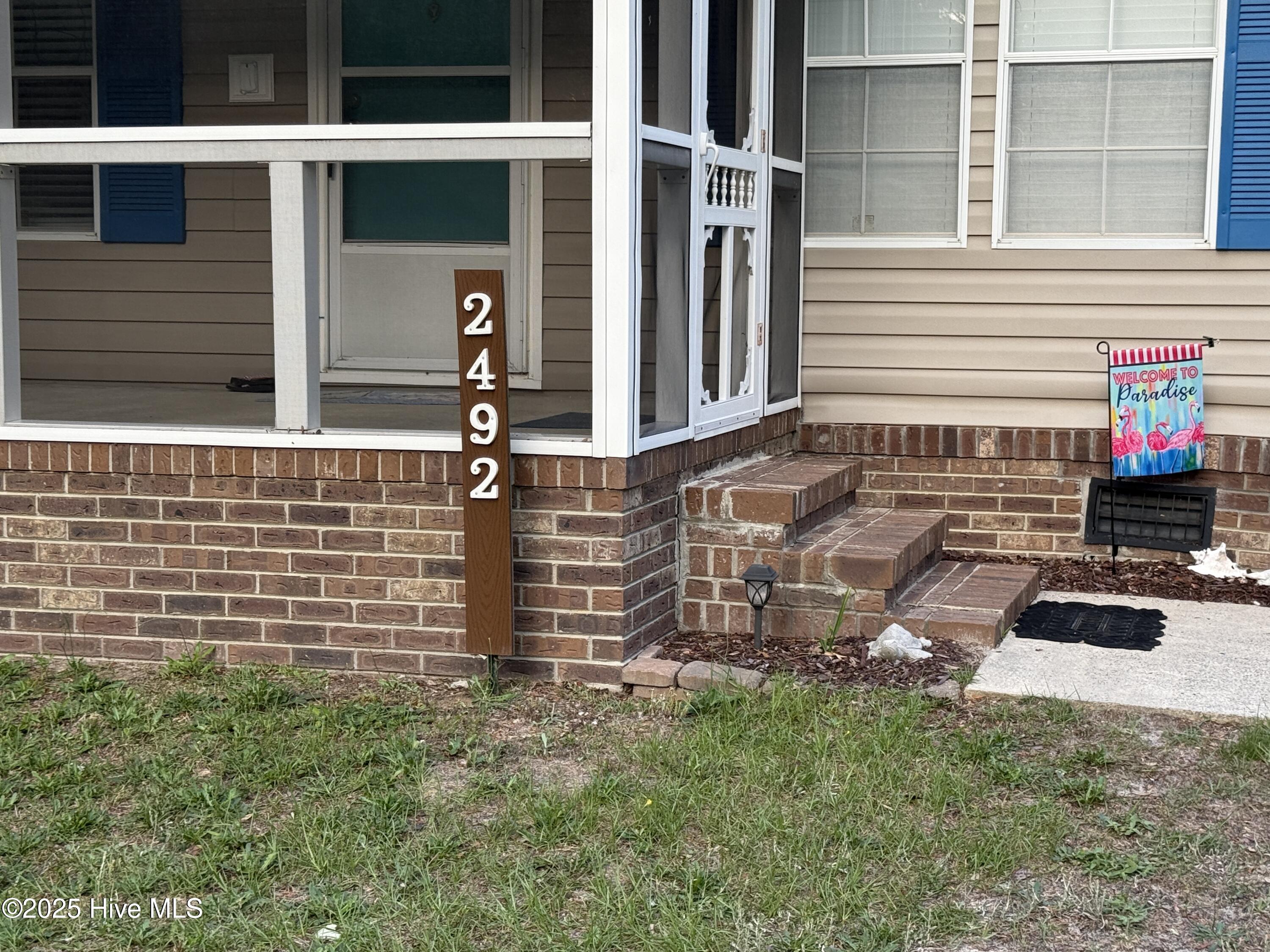 100516271 | Photo 13