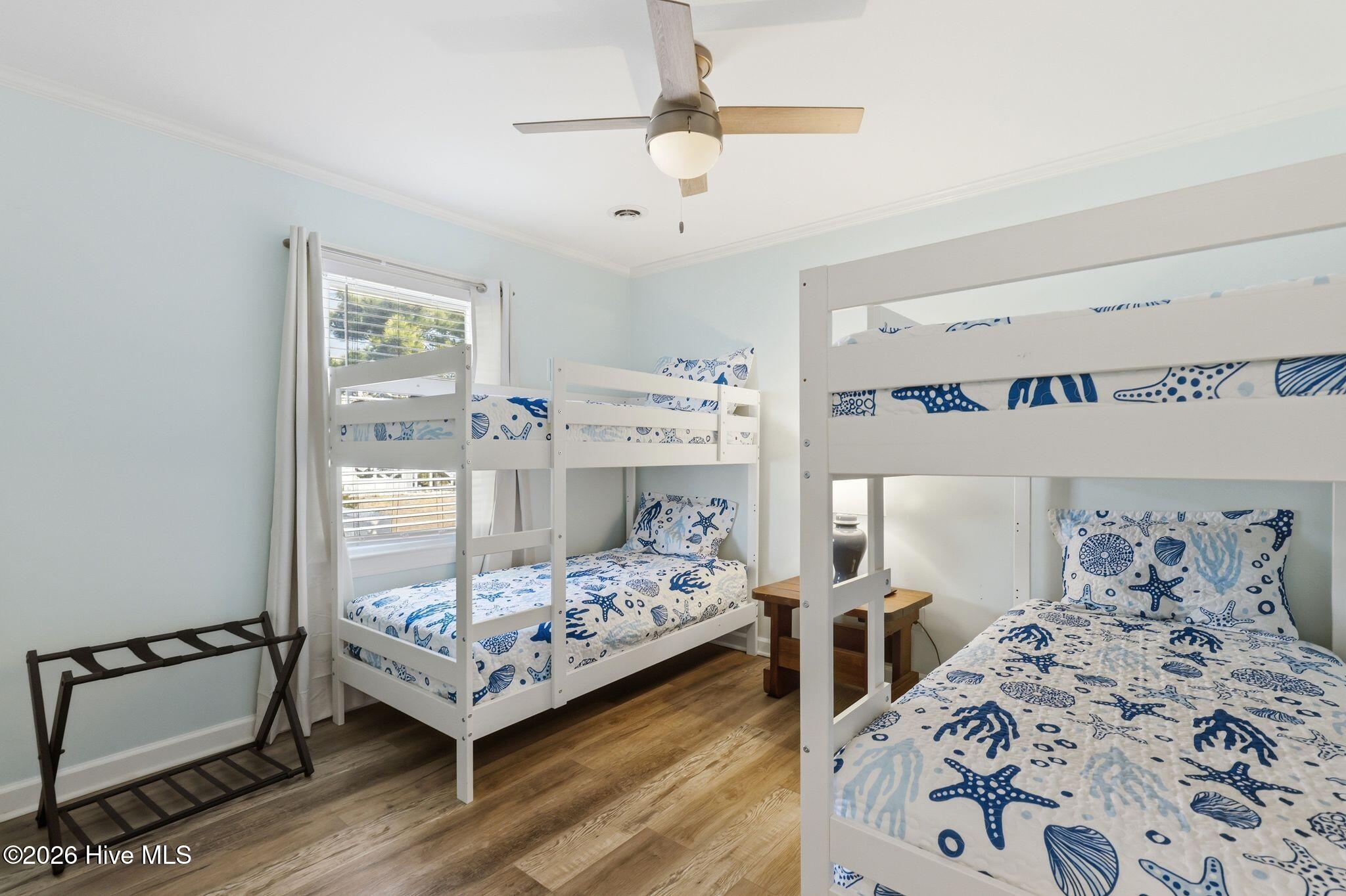 100558178 | Photo 32