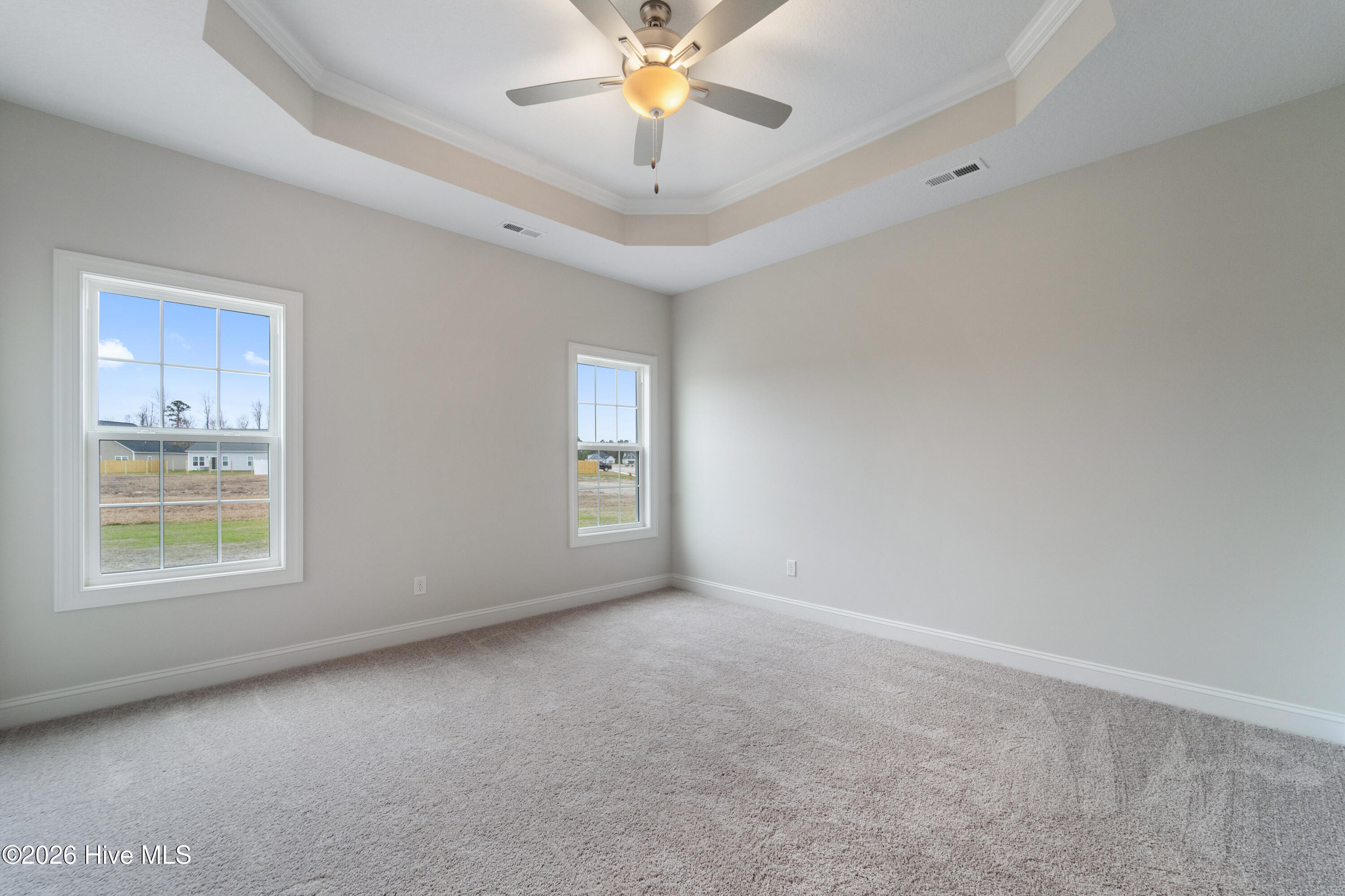 100523498 | Photo 18