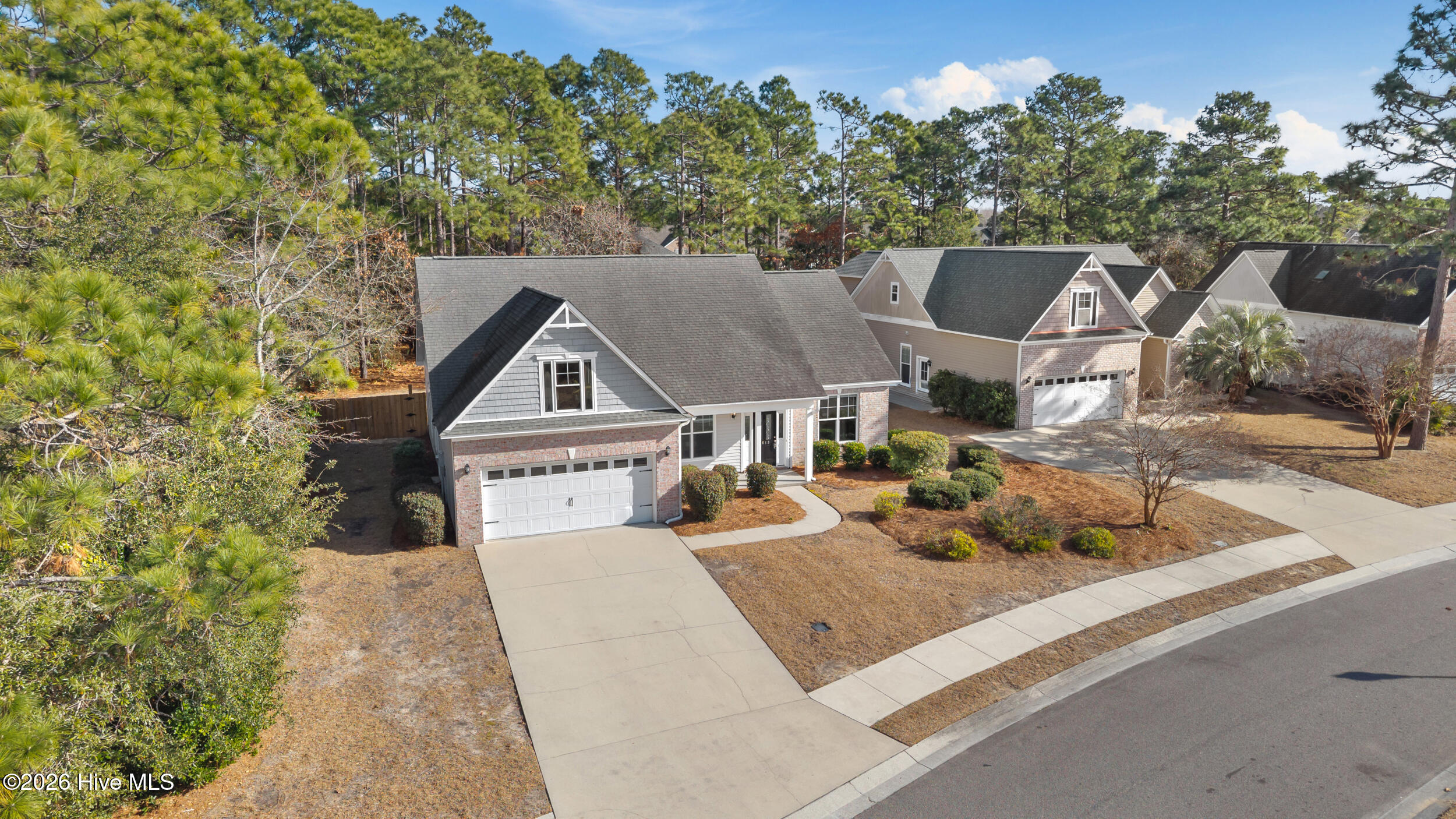 100550735 | Photo 33