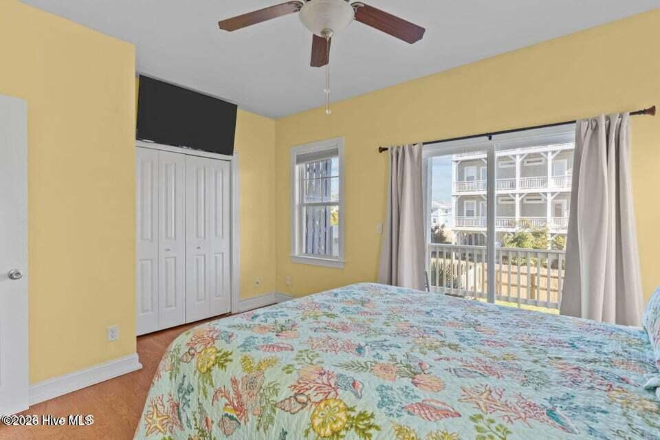 100570468 | Photo 31