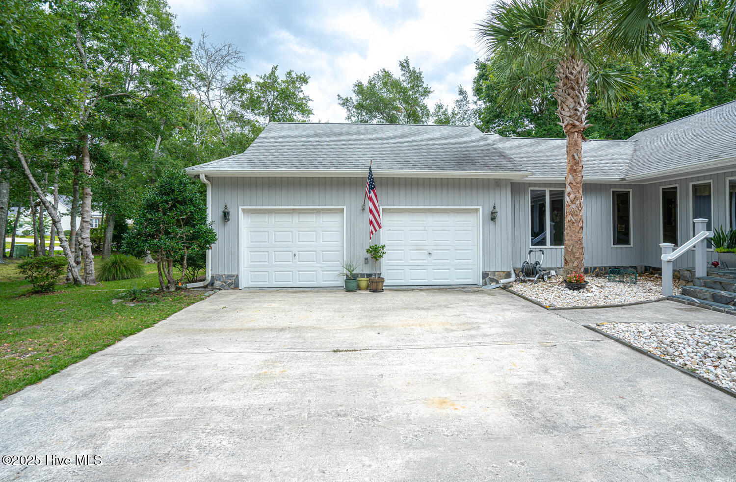 Homes for sale in Ocean Isle Beach, NC | 1653 Carriage Pl Sw, Ocean Isle Beach, NC 28469 | MLS# 100524429