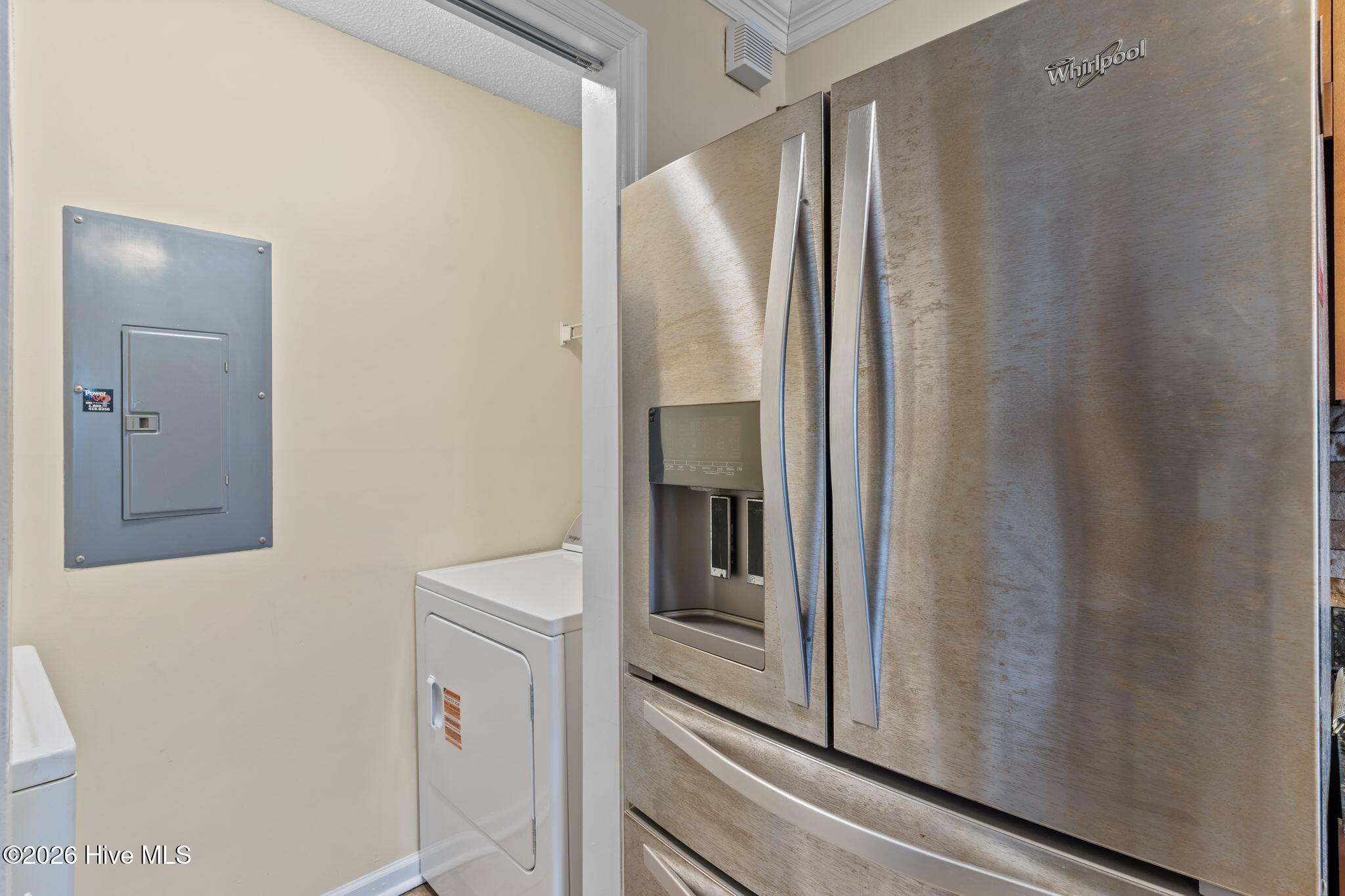 100560548 | Photo 22