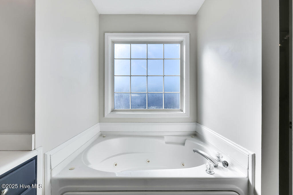 100546655 | Photo 21