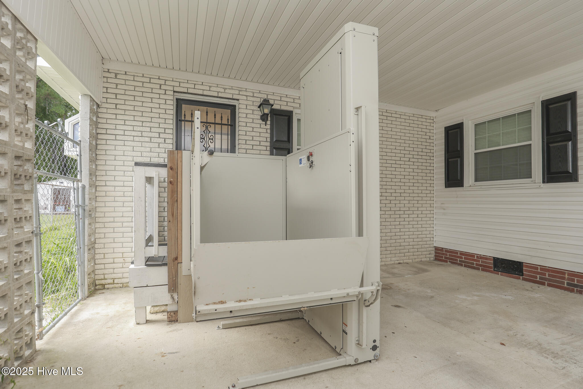 137 Cardinal Road, Jacksonville, NC 28546 – photo 8: 137 Cardinal-41