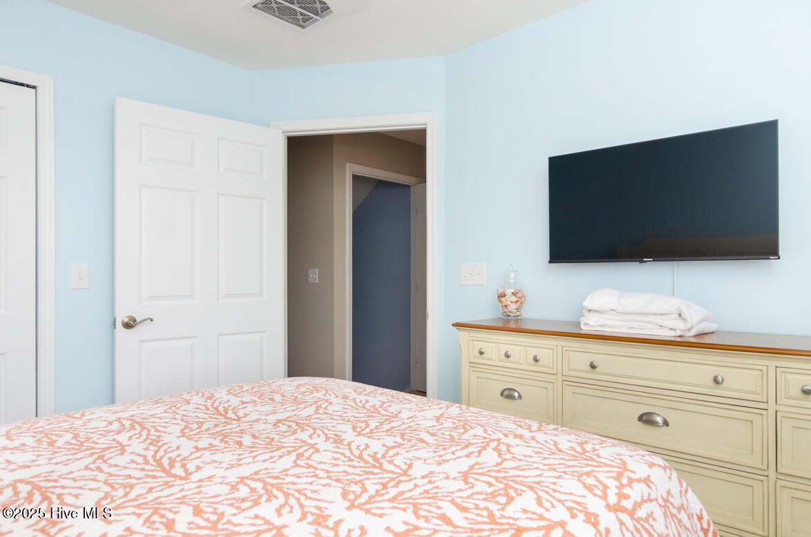 100534014 | Photo 20