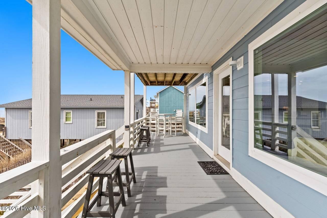 100556593 | Photo 10