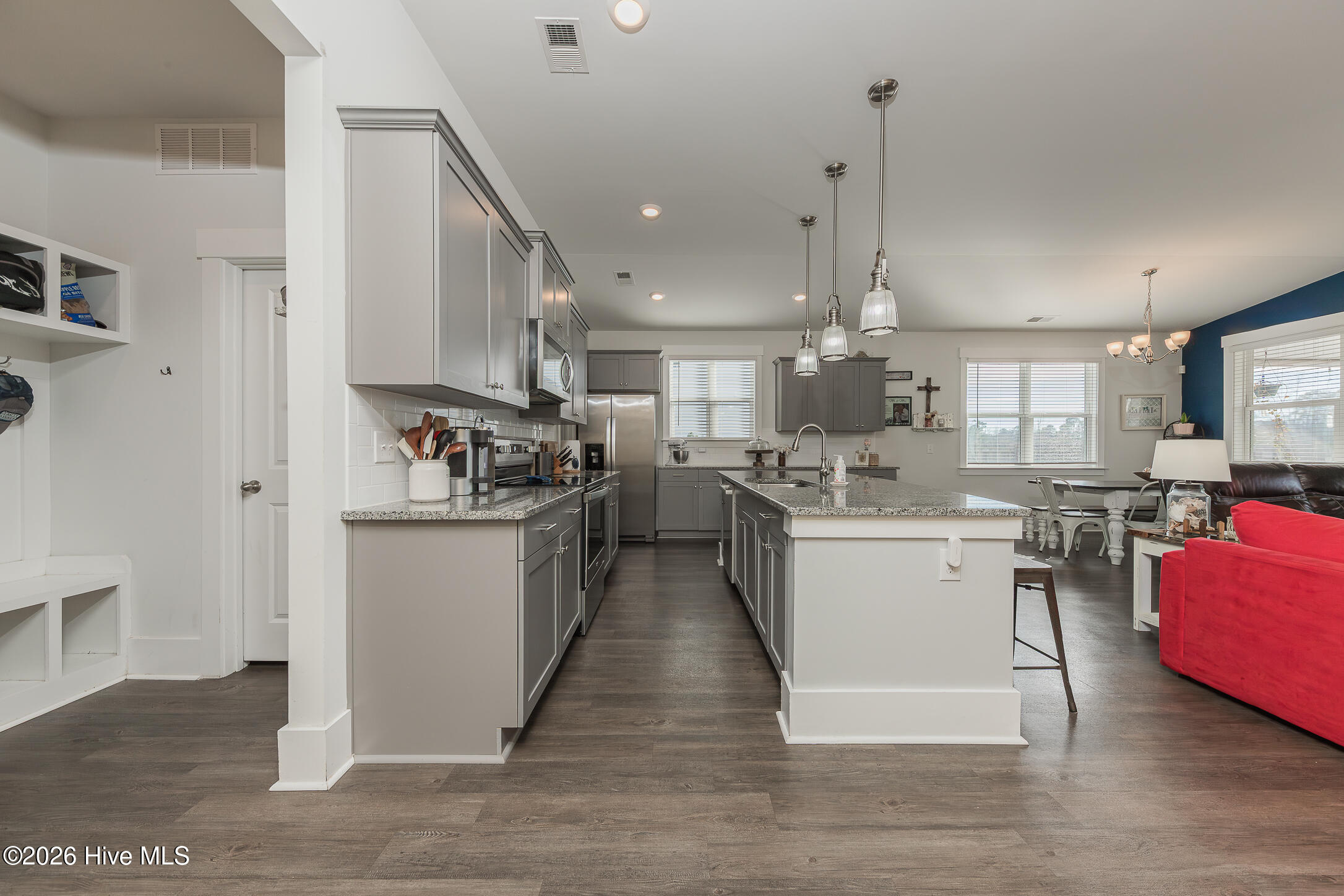 100555263 | Photo 16