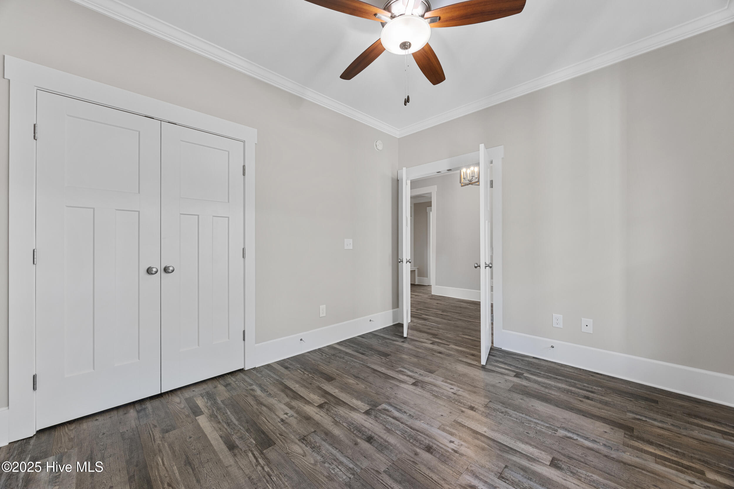 100544586 | Photo 12