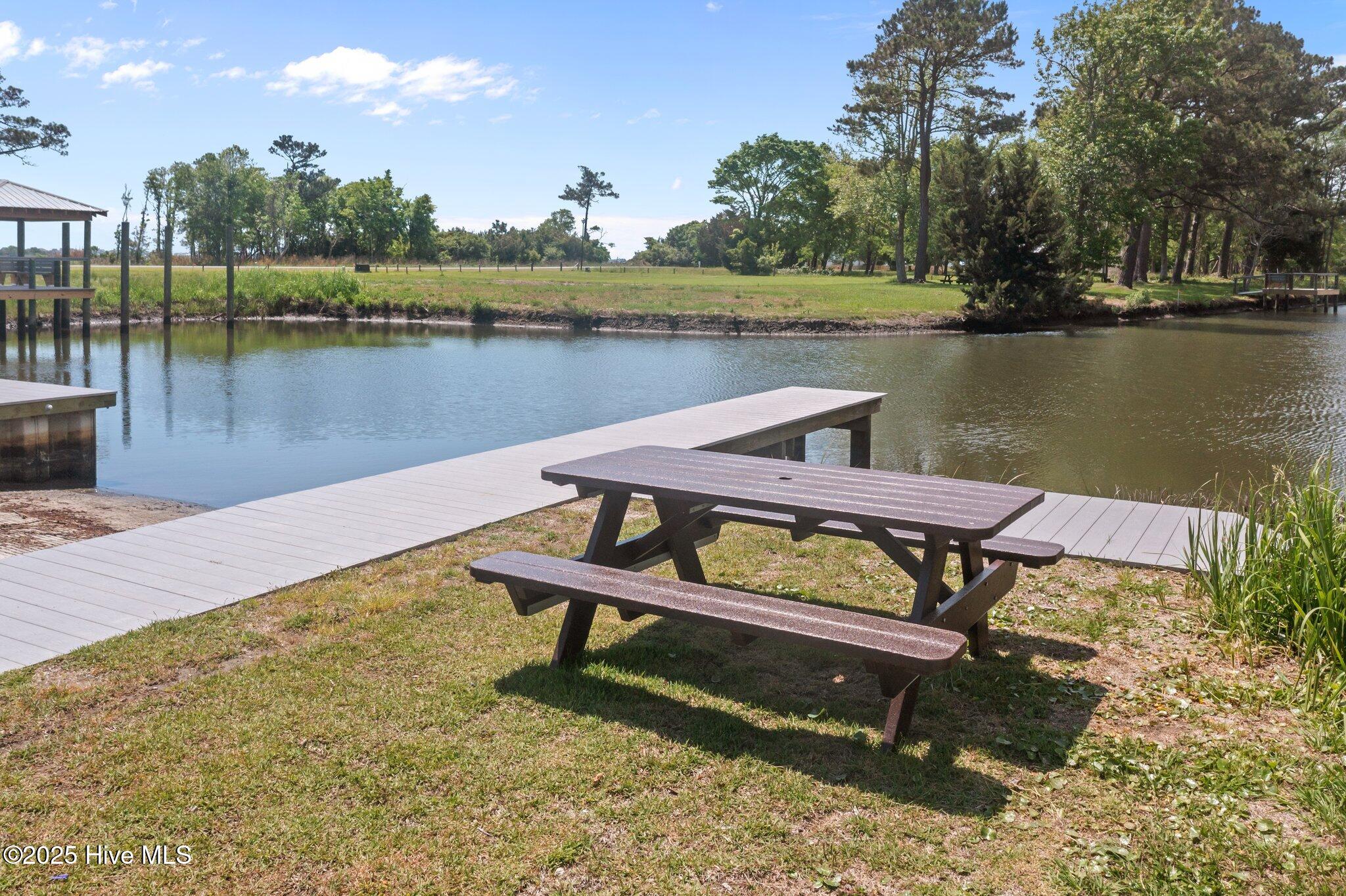 100514796 | Photo 53