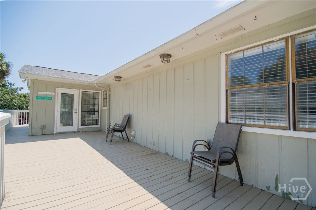 Upstairs spacious deck.