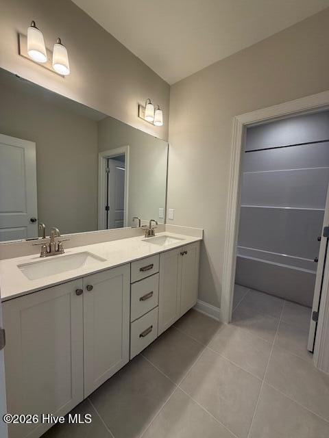 100558405 | Photo 23