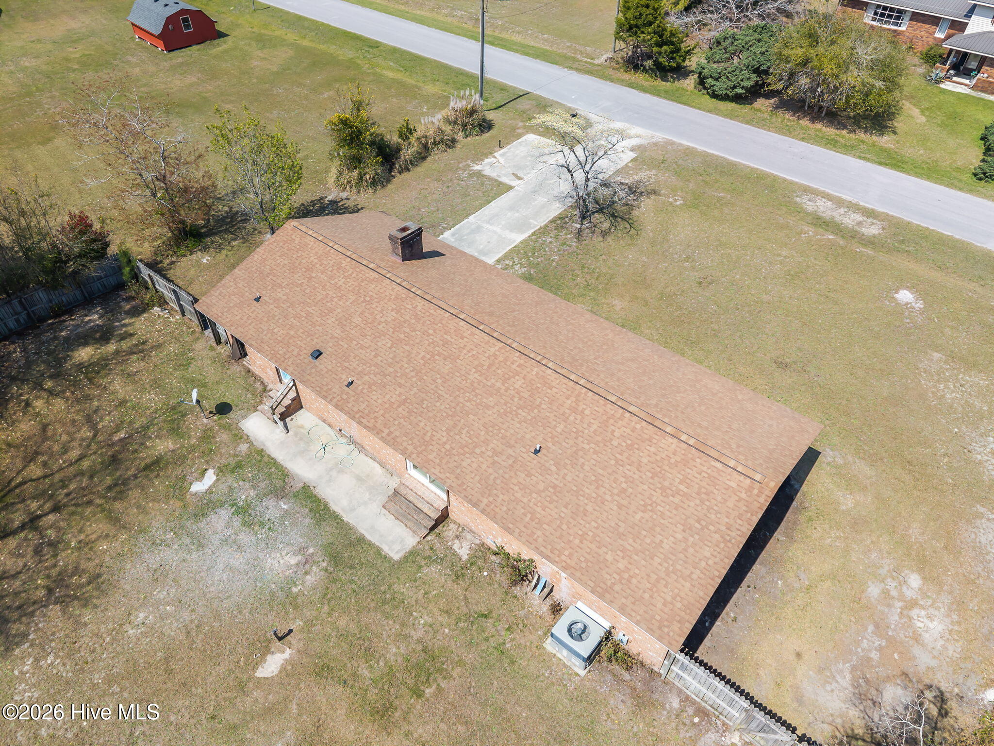 100562789 | Photo 36