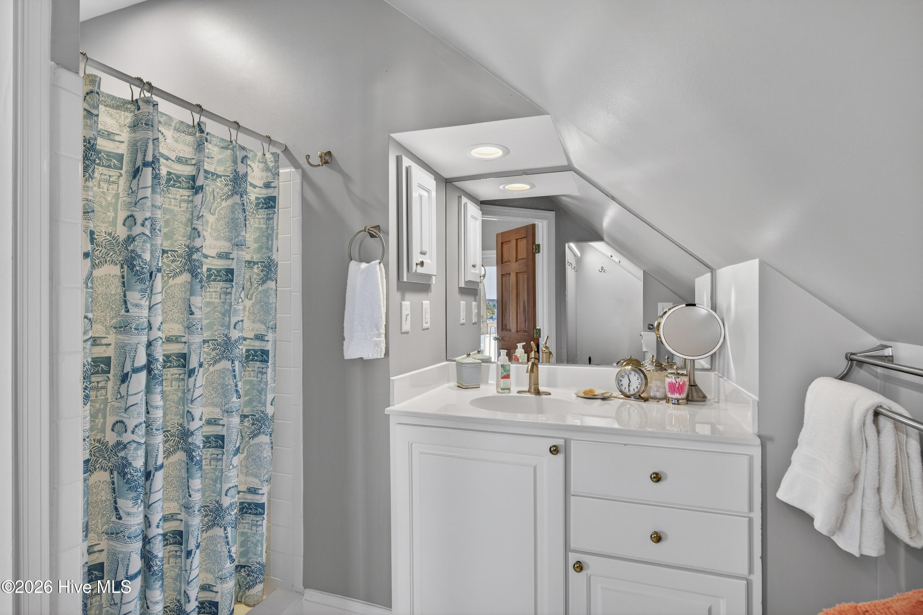 103 Mcleod Avenue, Topsail Beach, NC, 28445