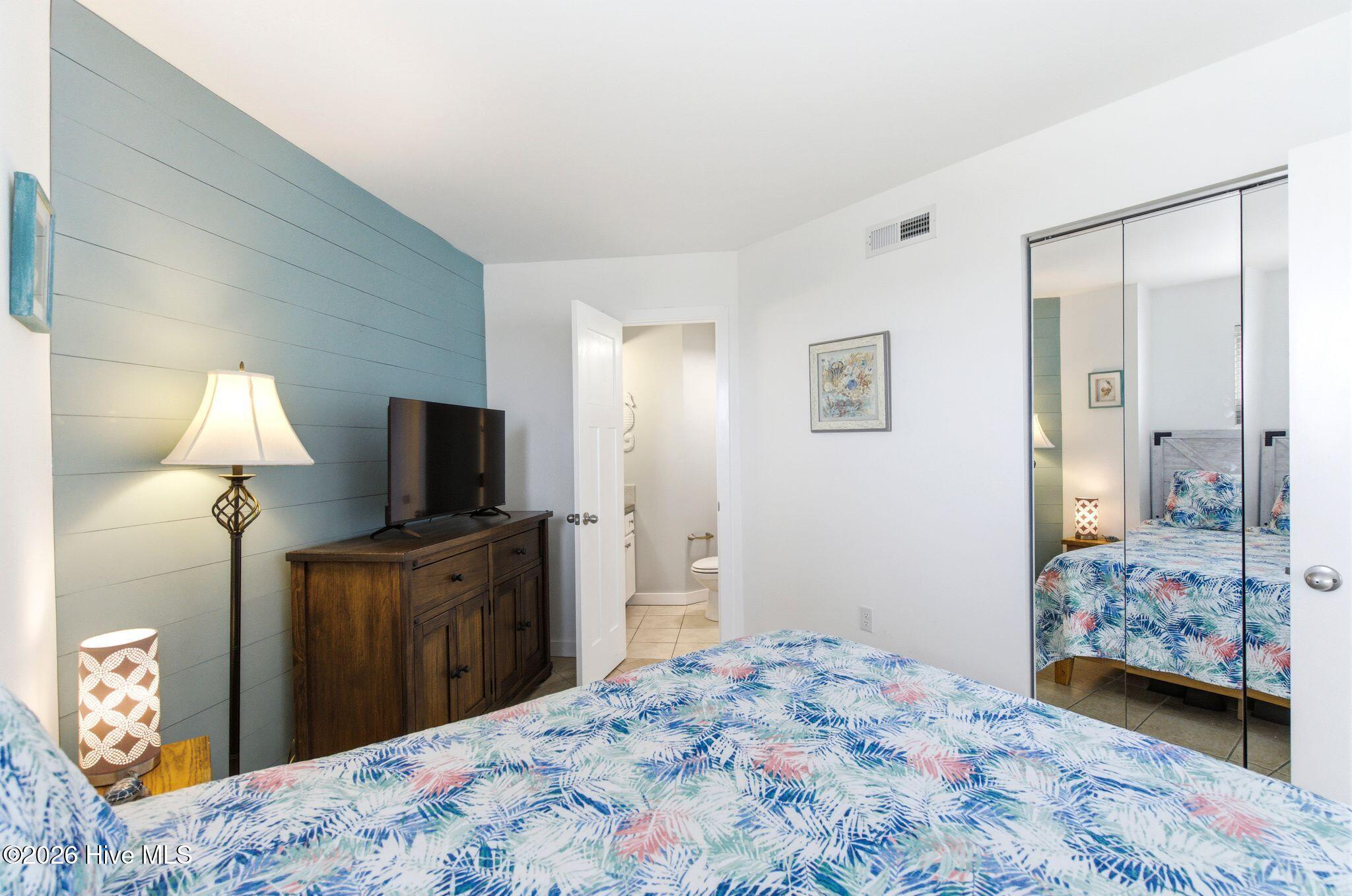 100564198 | Photo 23