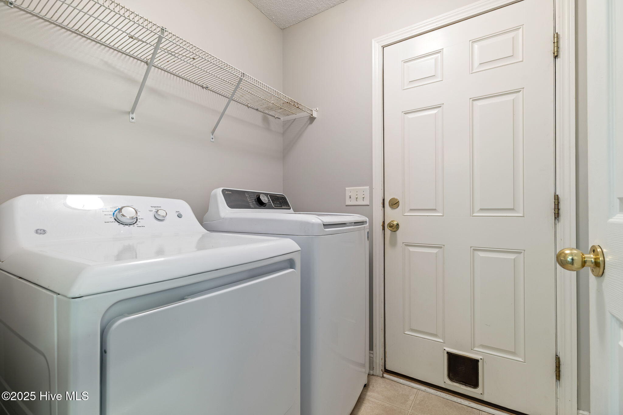 100531614 | Photo 18