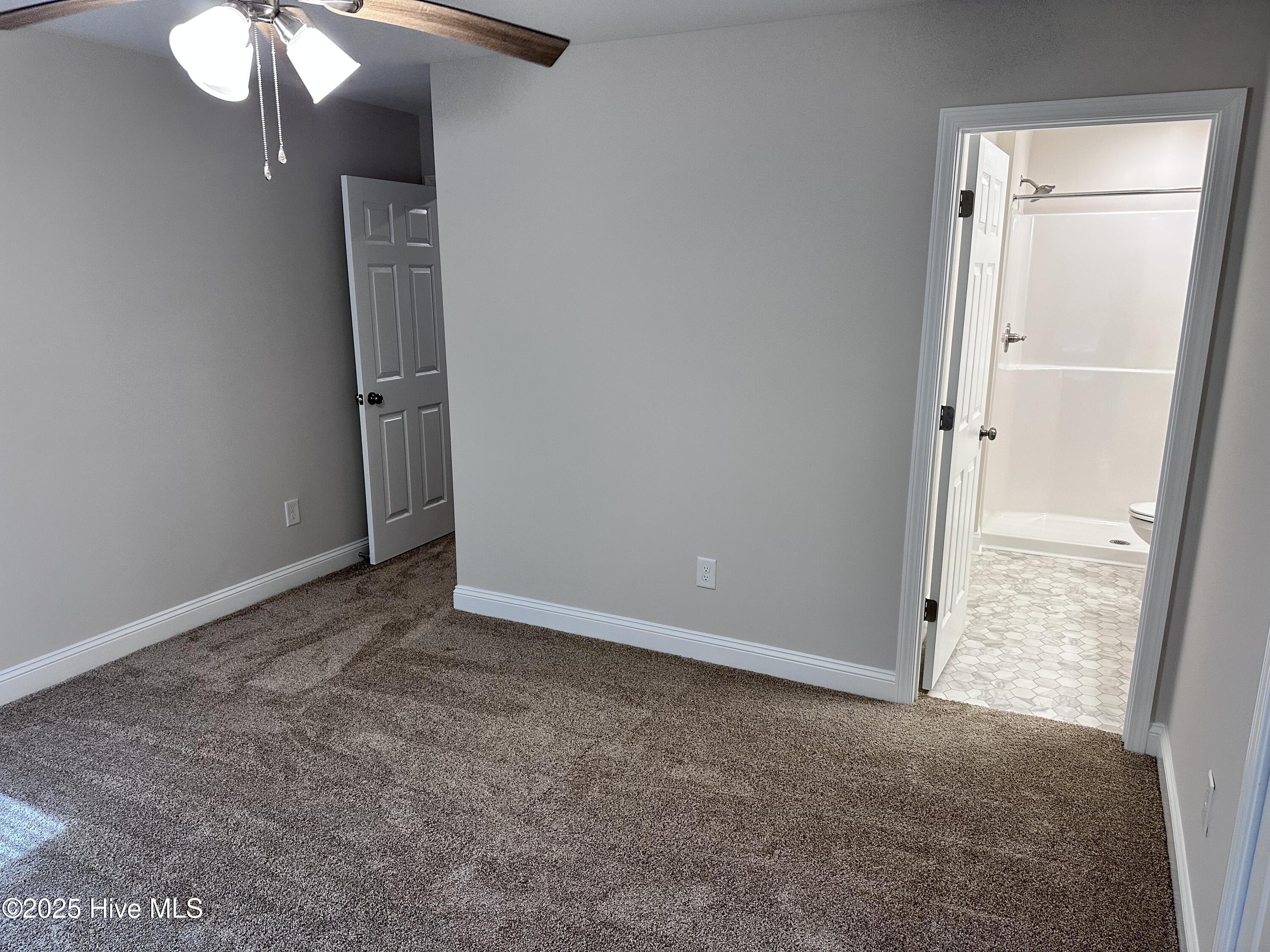 100536522 | Photo 15