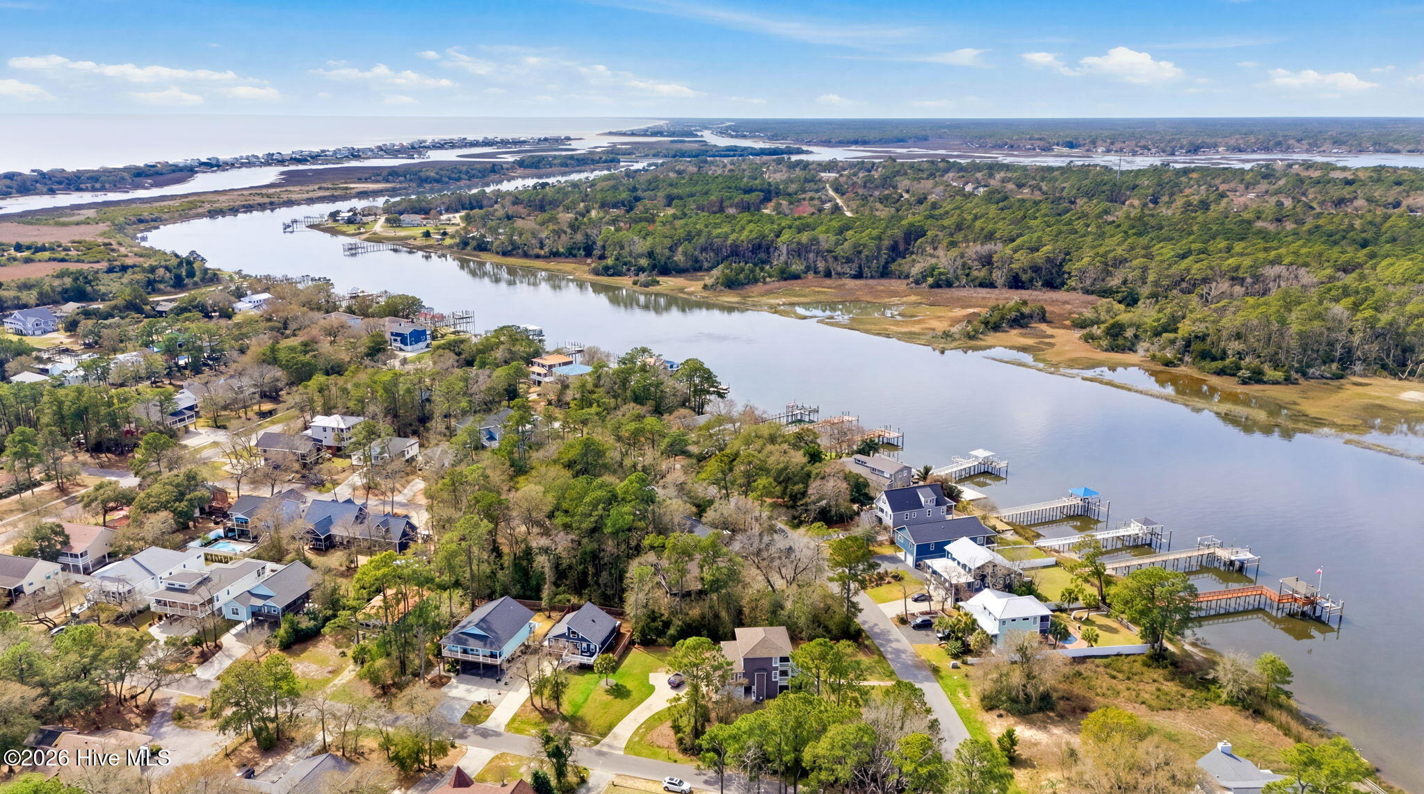 100561506 | Photo 11