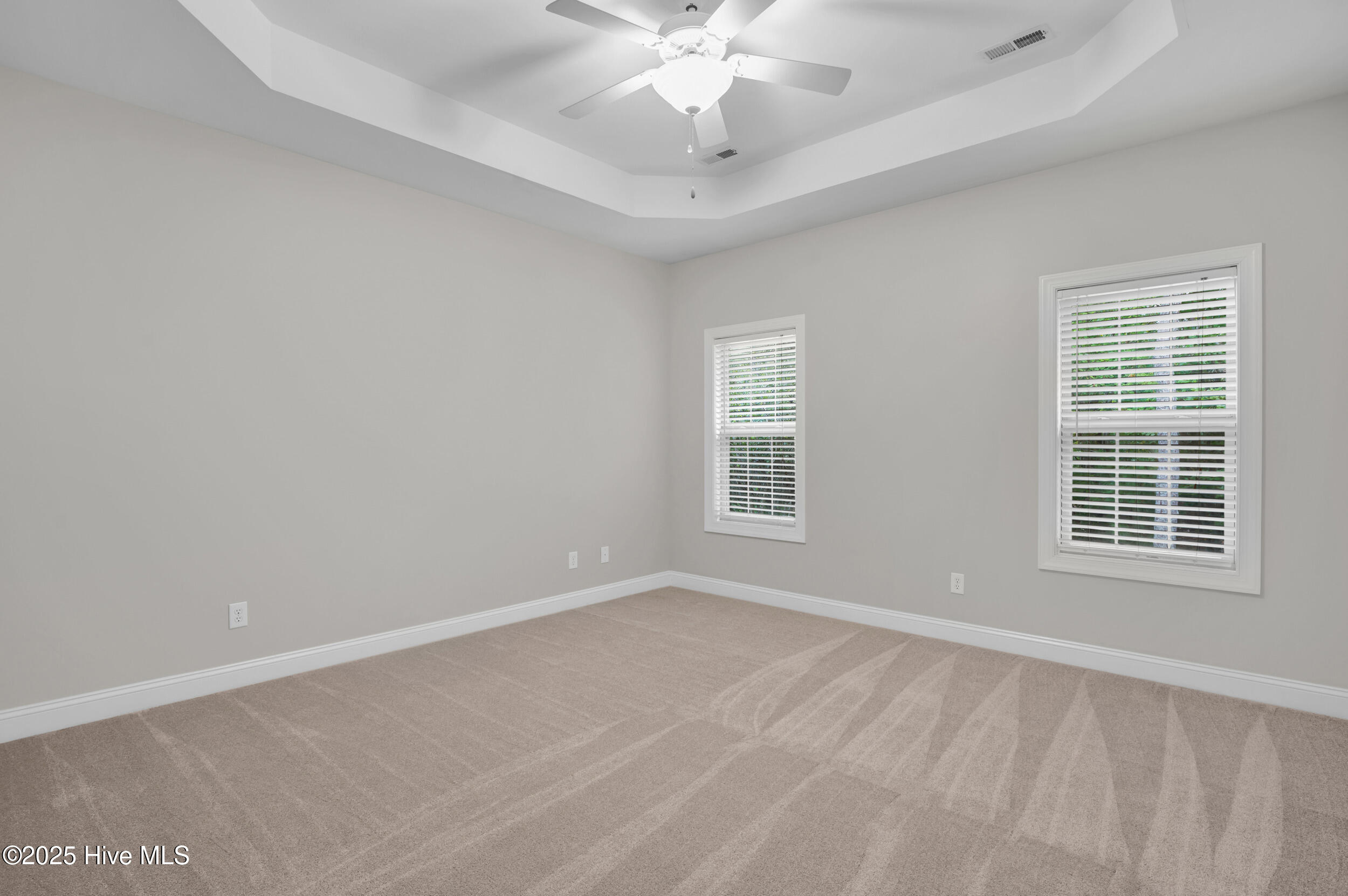 100539518 | Photo 24