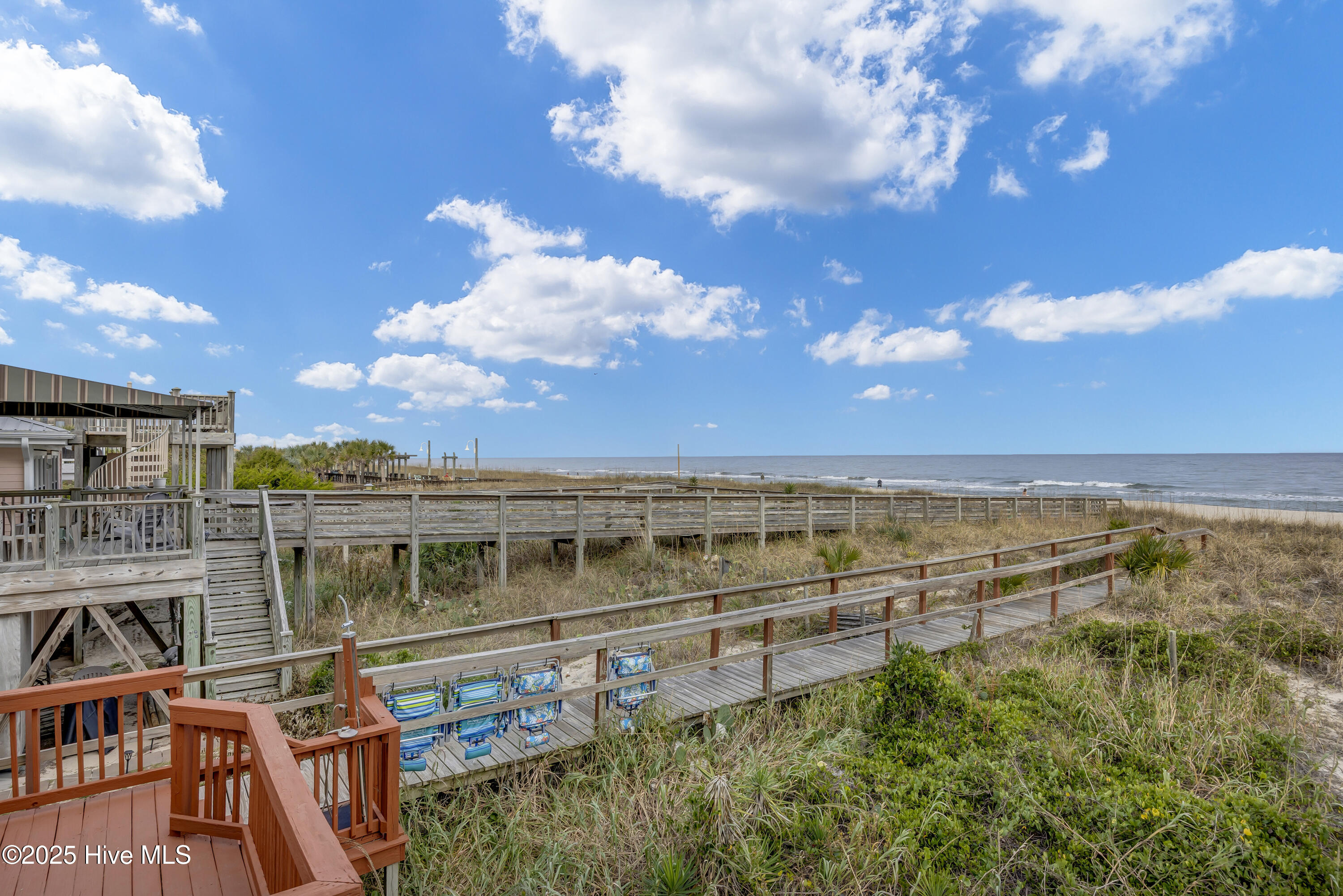 100546557 | Photo 10