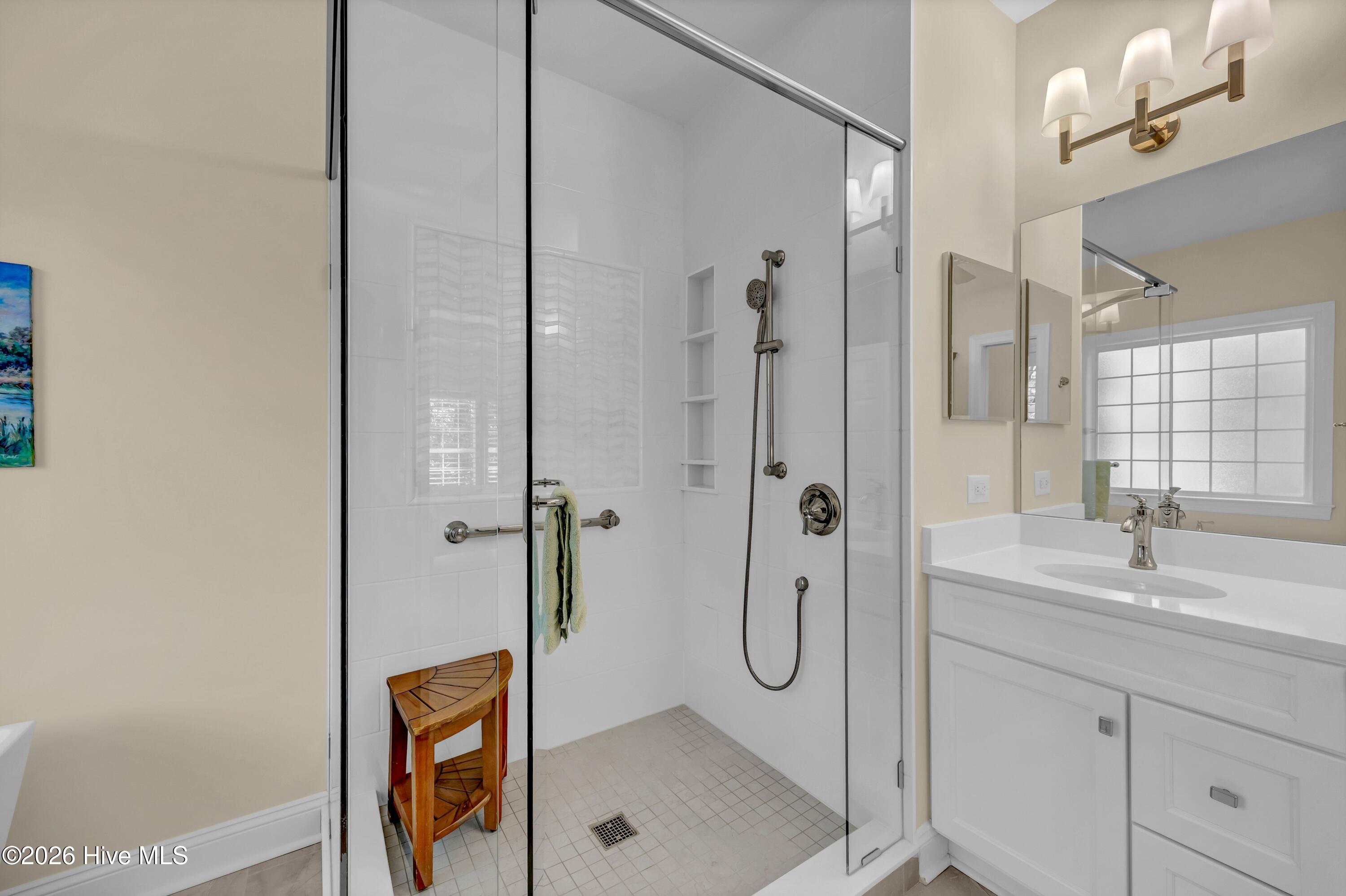 100559758 | Photo 29