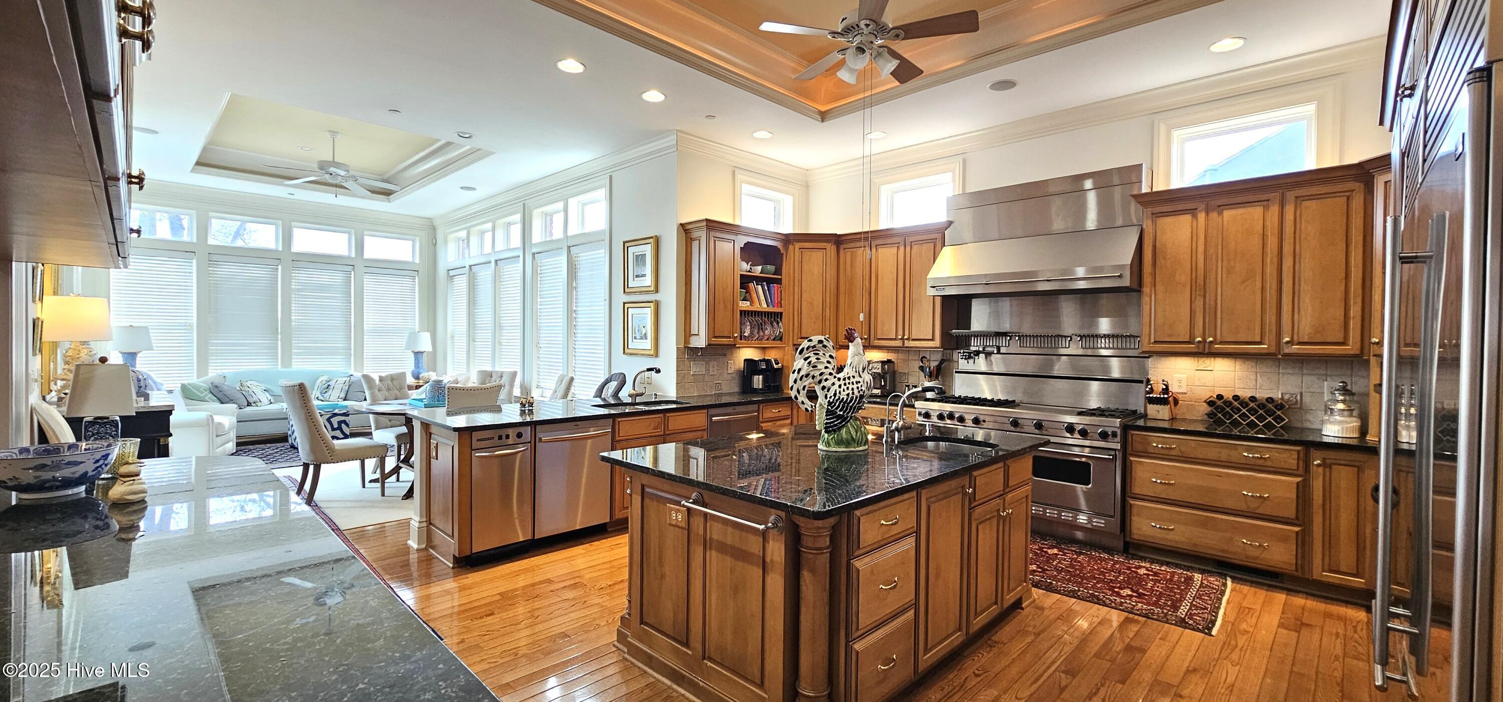 100542598 | Photo 20