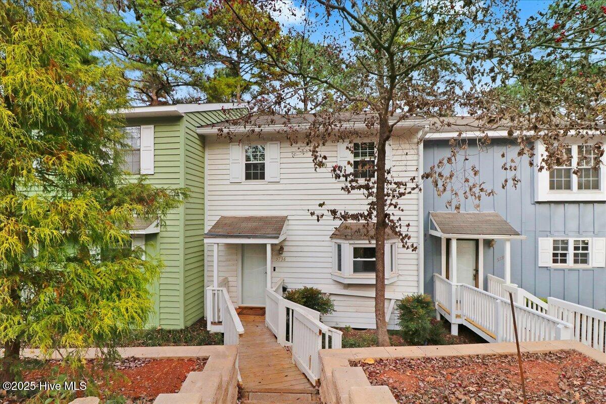 Homes for sale in Raleigh, NC | 5738 Three Oaks Dr, Raleigh, NC 27612 | MLS# 100541638