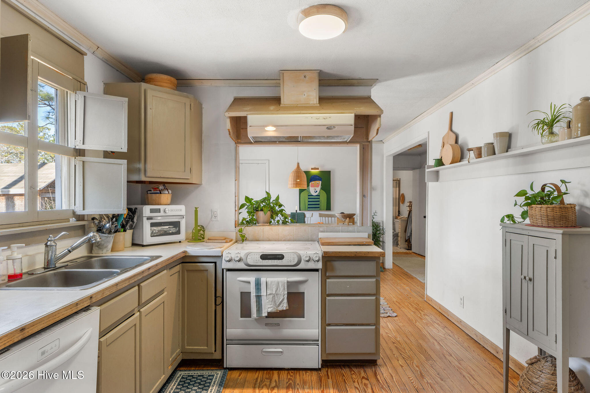 100555038 | Photo 21