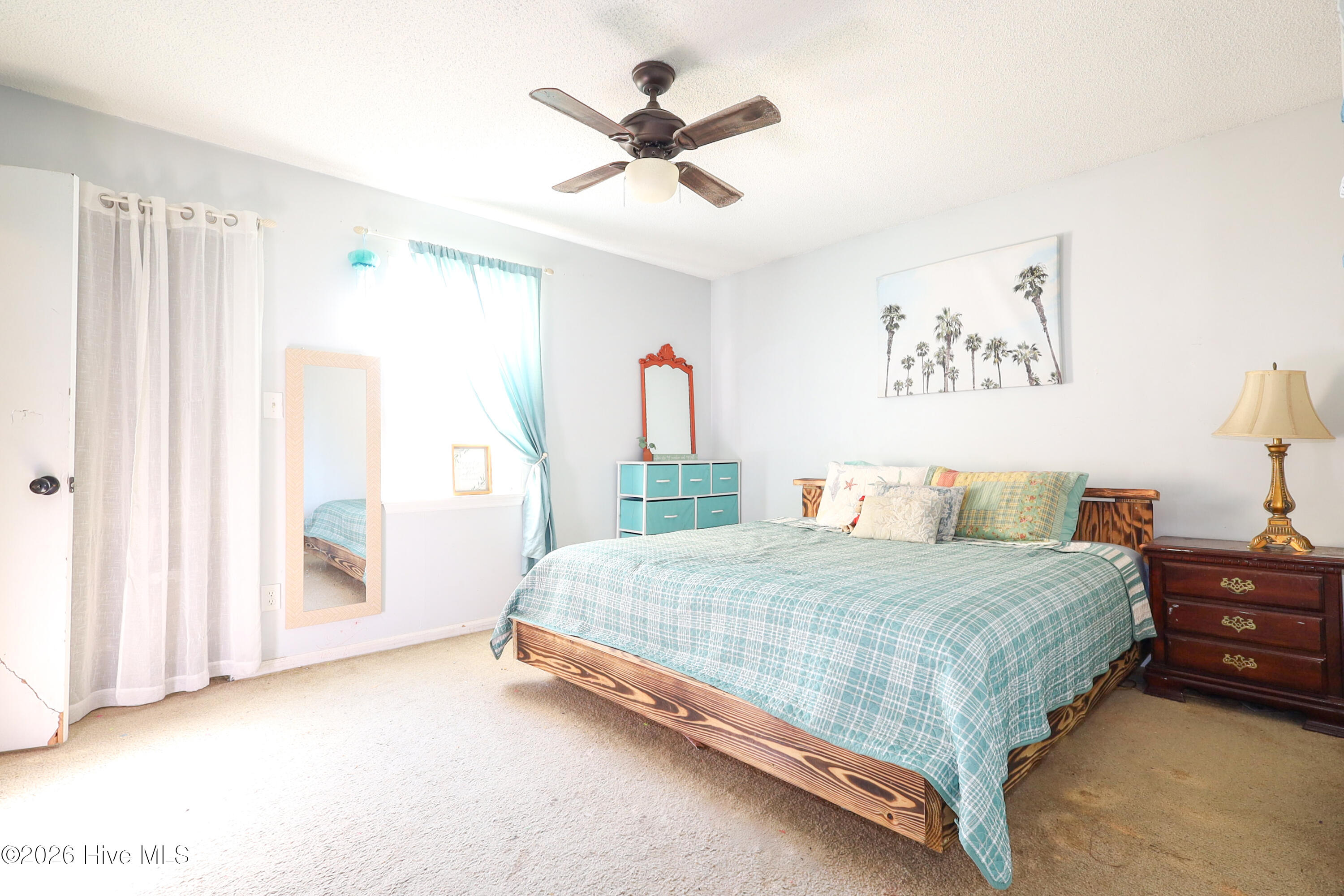 100552596 | Photo 21