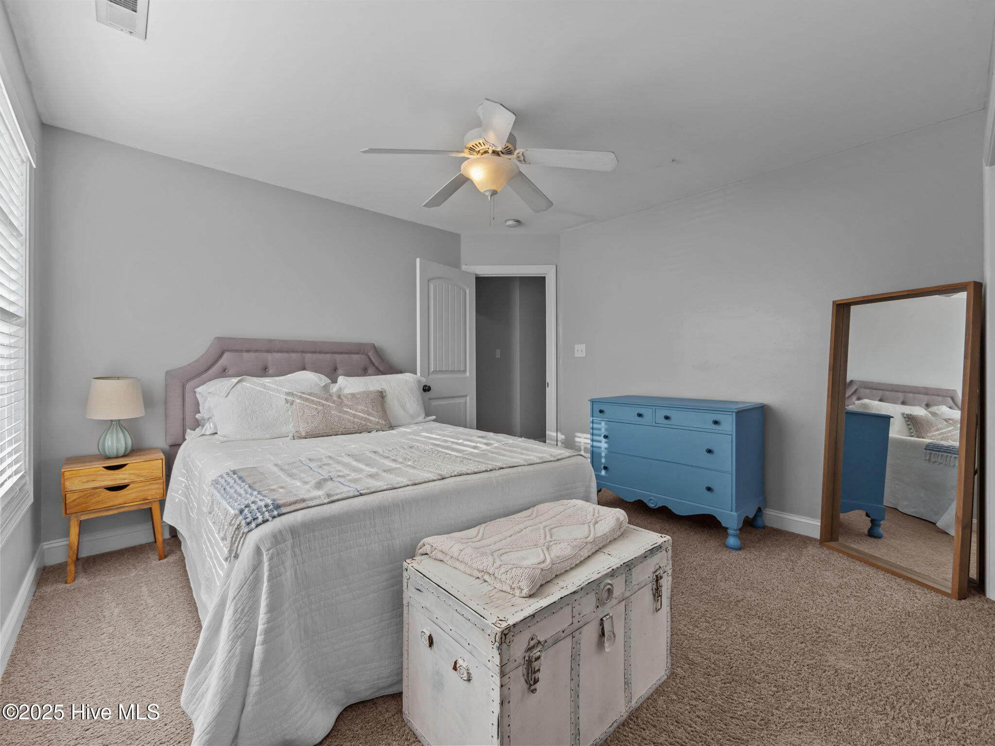 100546658 | Photo 31