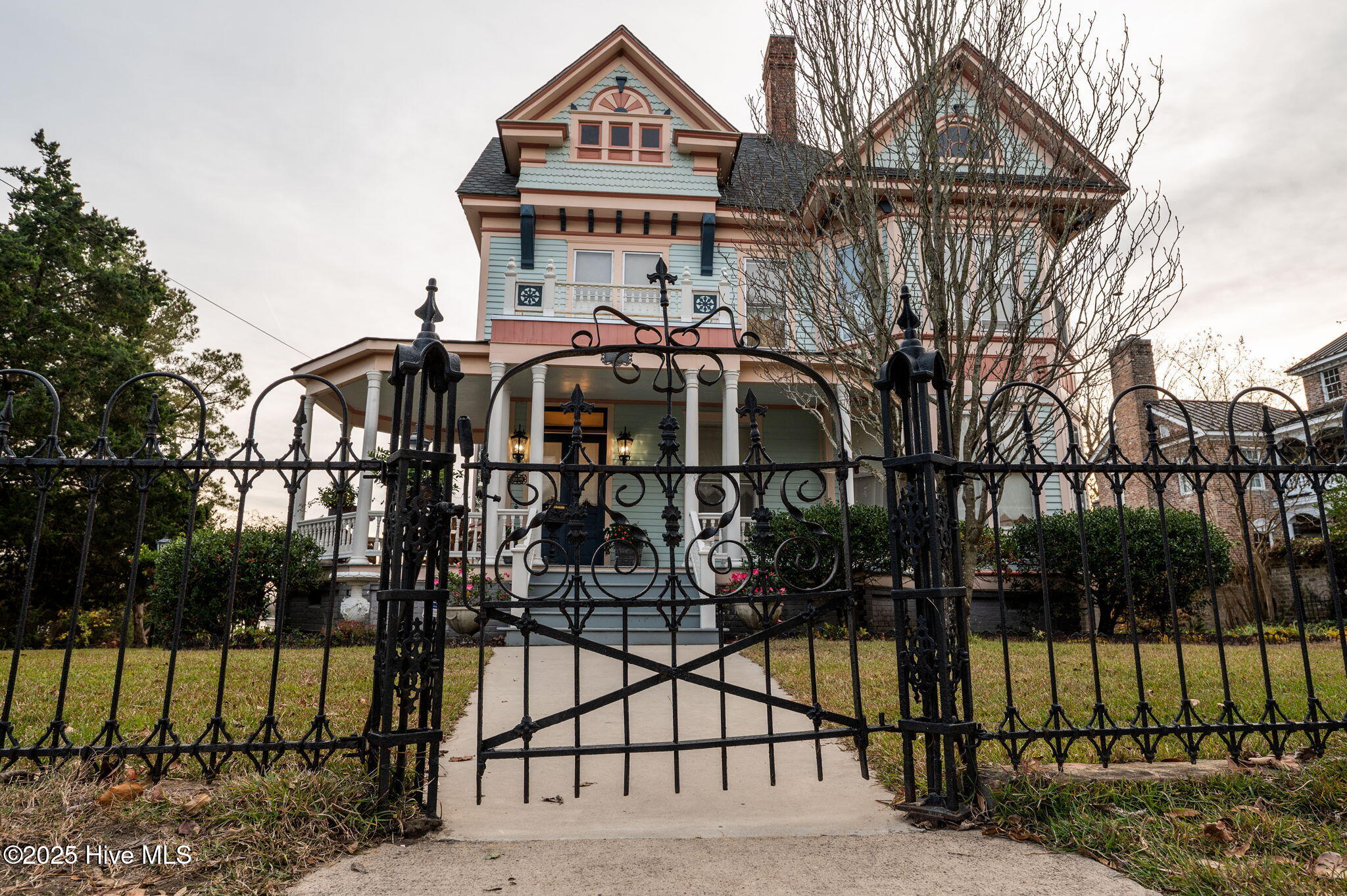 Homes for sale in Washington, NC | 603 W Main St, Washington, NC 27889 | MLS# 100530242