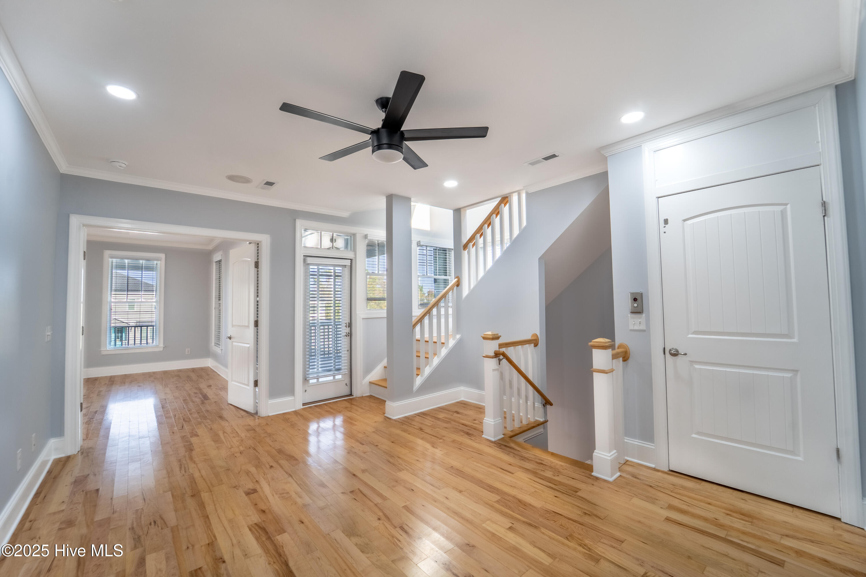 100544642 | Photo 20