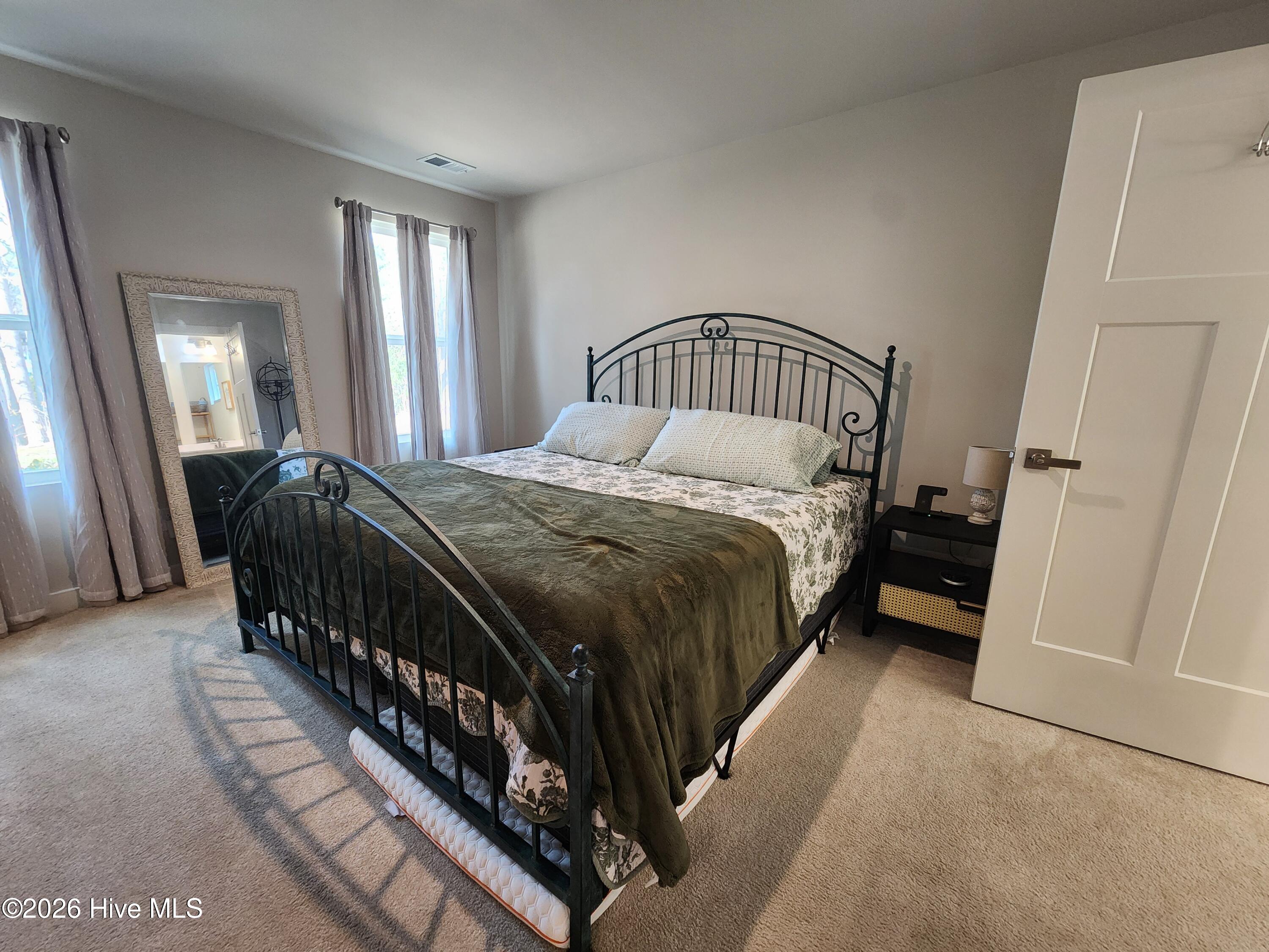 100556706 | Photo 15