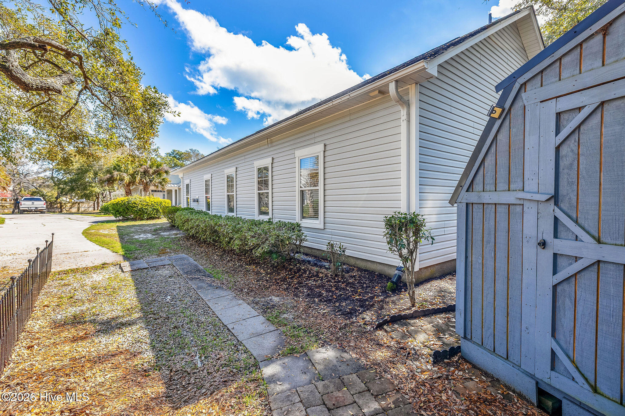 100559674 | Photo 31