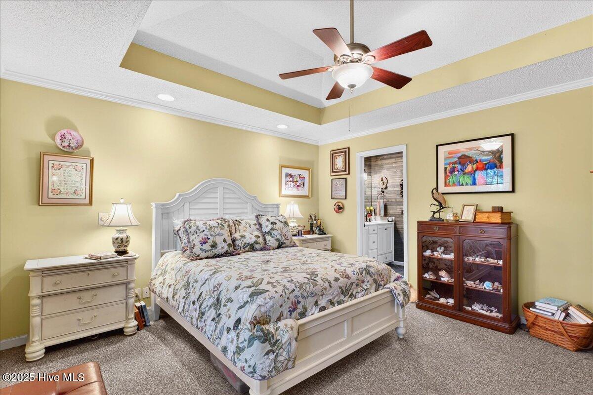 100517839 | Photo 40