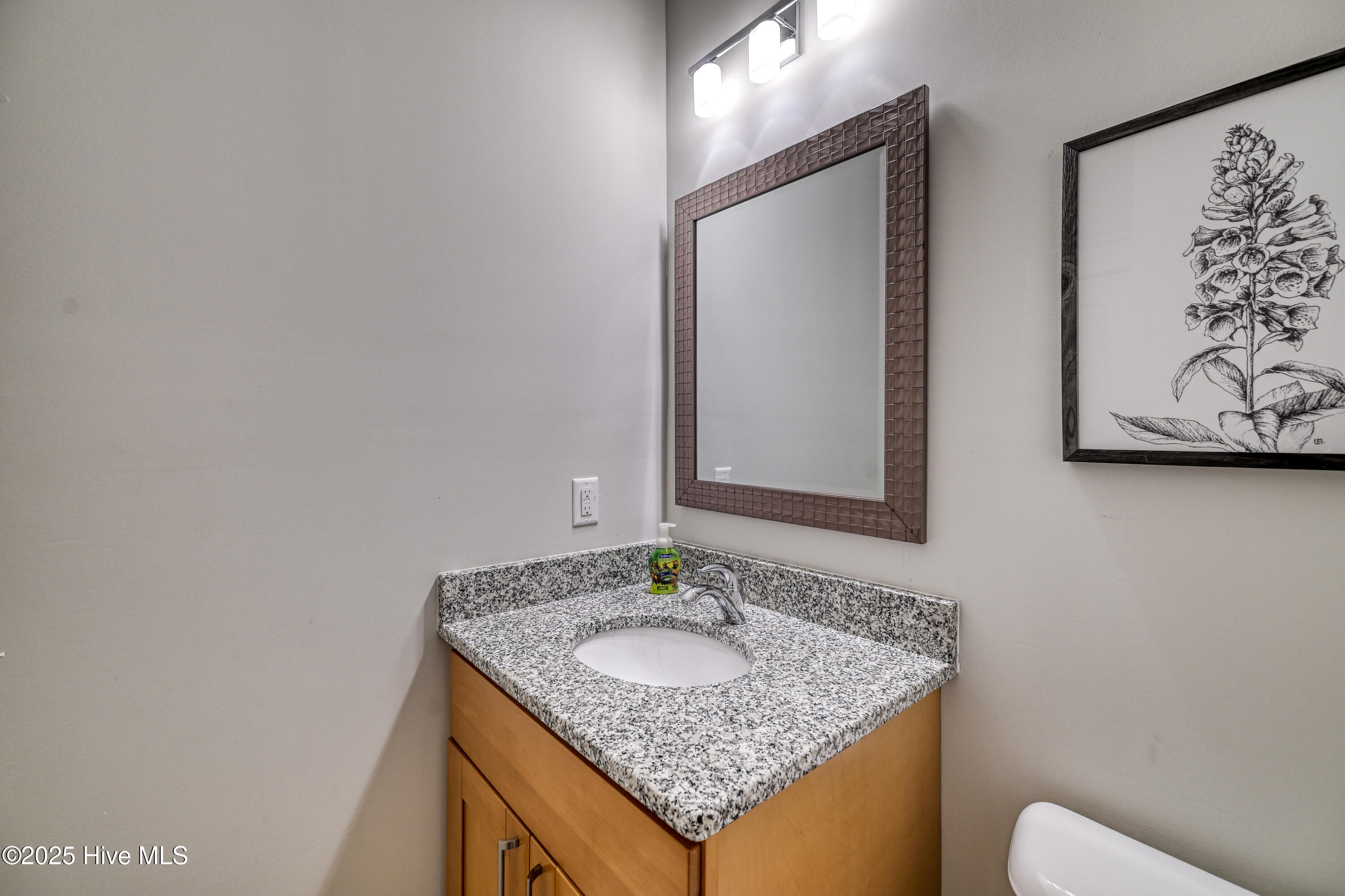 100543491 | Photo 53