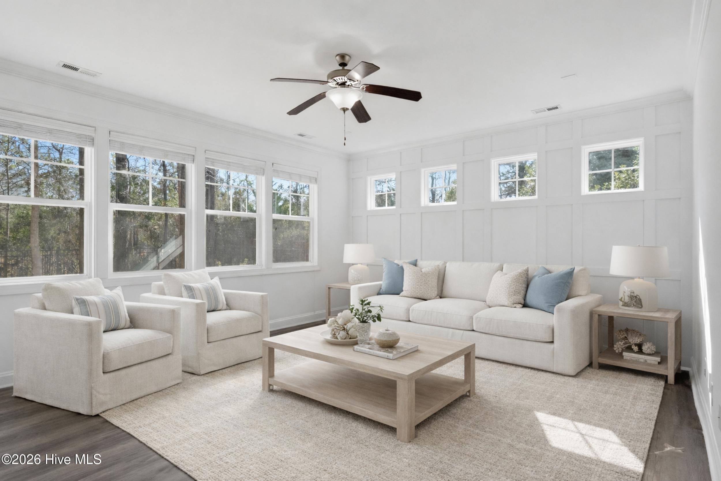 100564120 | Photo 26