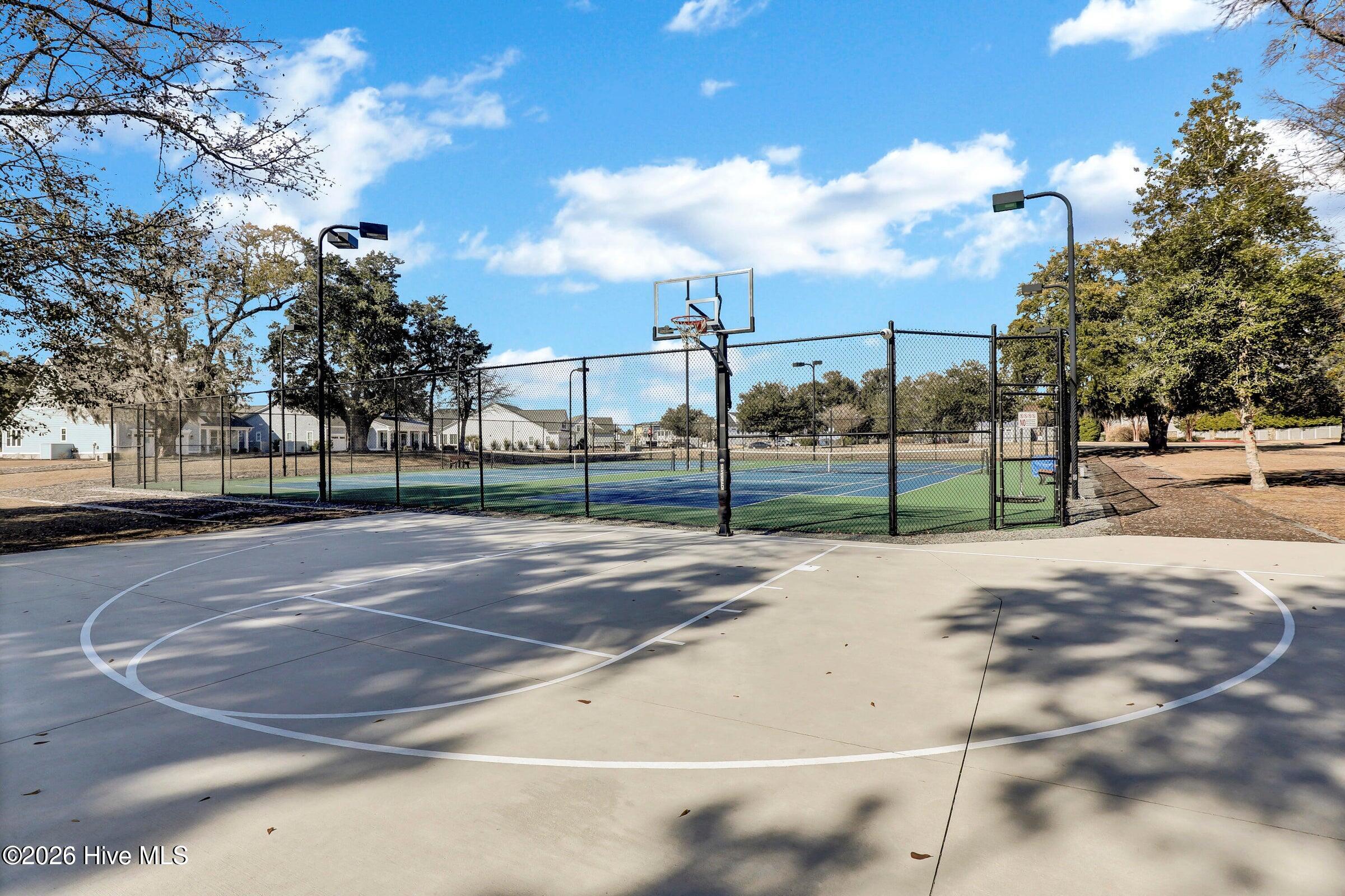 100559680 | Photo 69