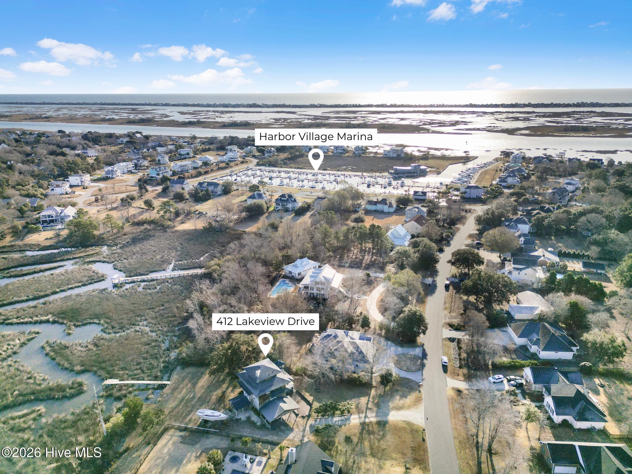 100550645 | Photo 45